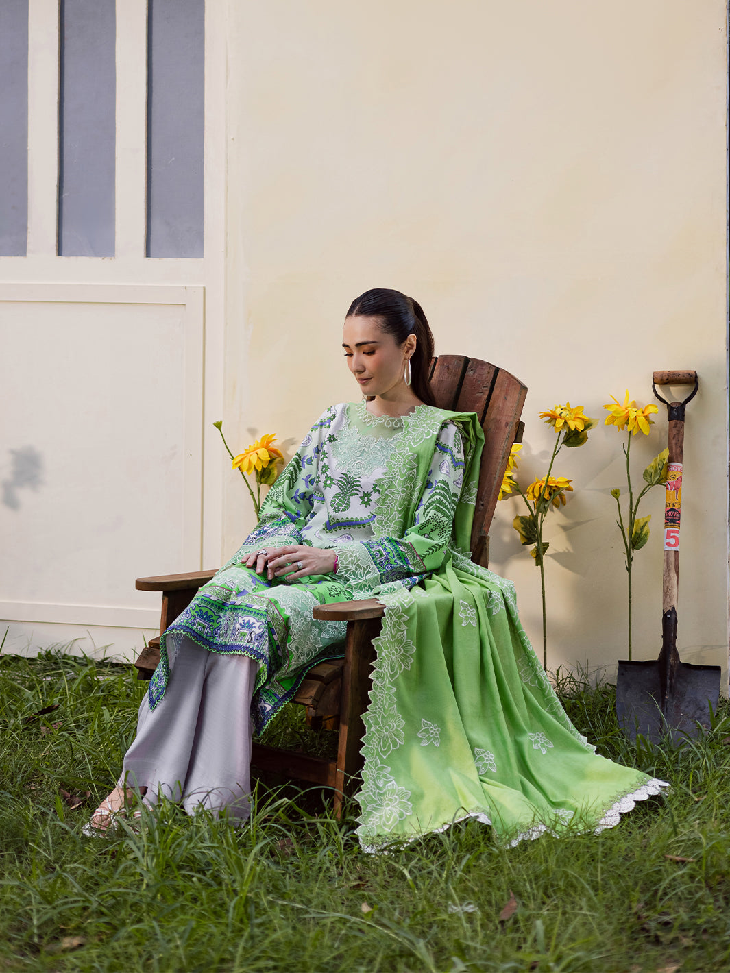 Mahnur | Gardenia Khaddar 25 | GR-07