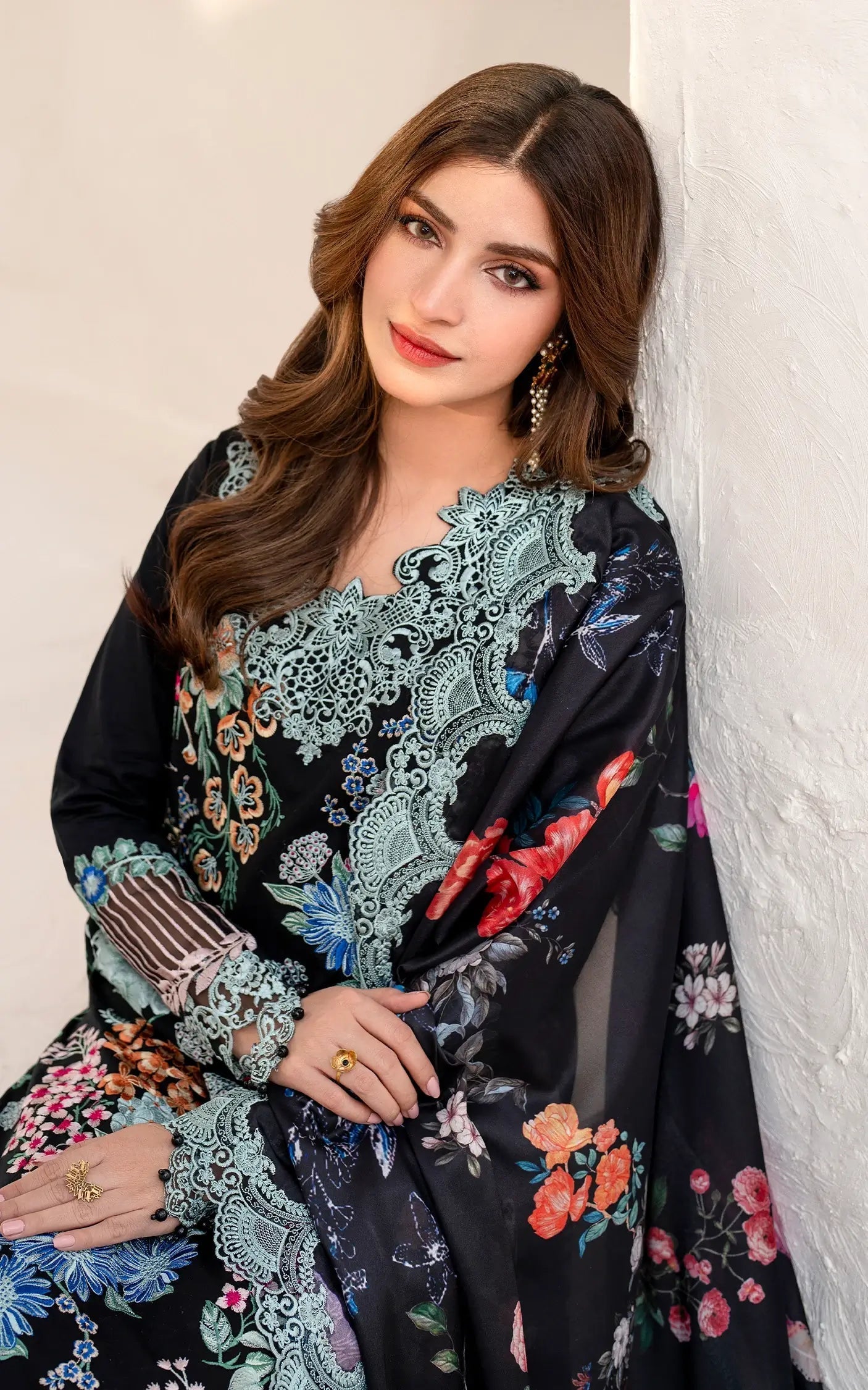 Asifa and Nabeel | Azalia Sumemr 25 | Garden Rose (AZL25-05)