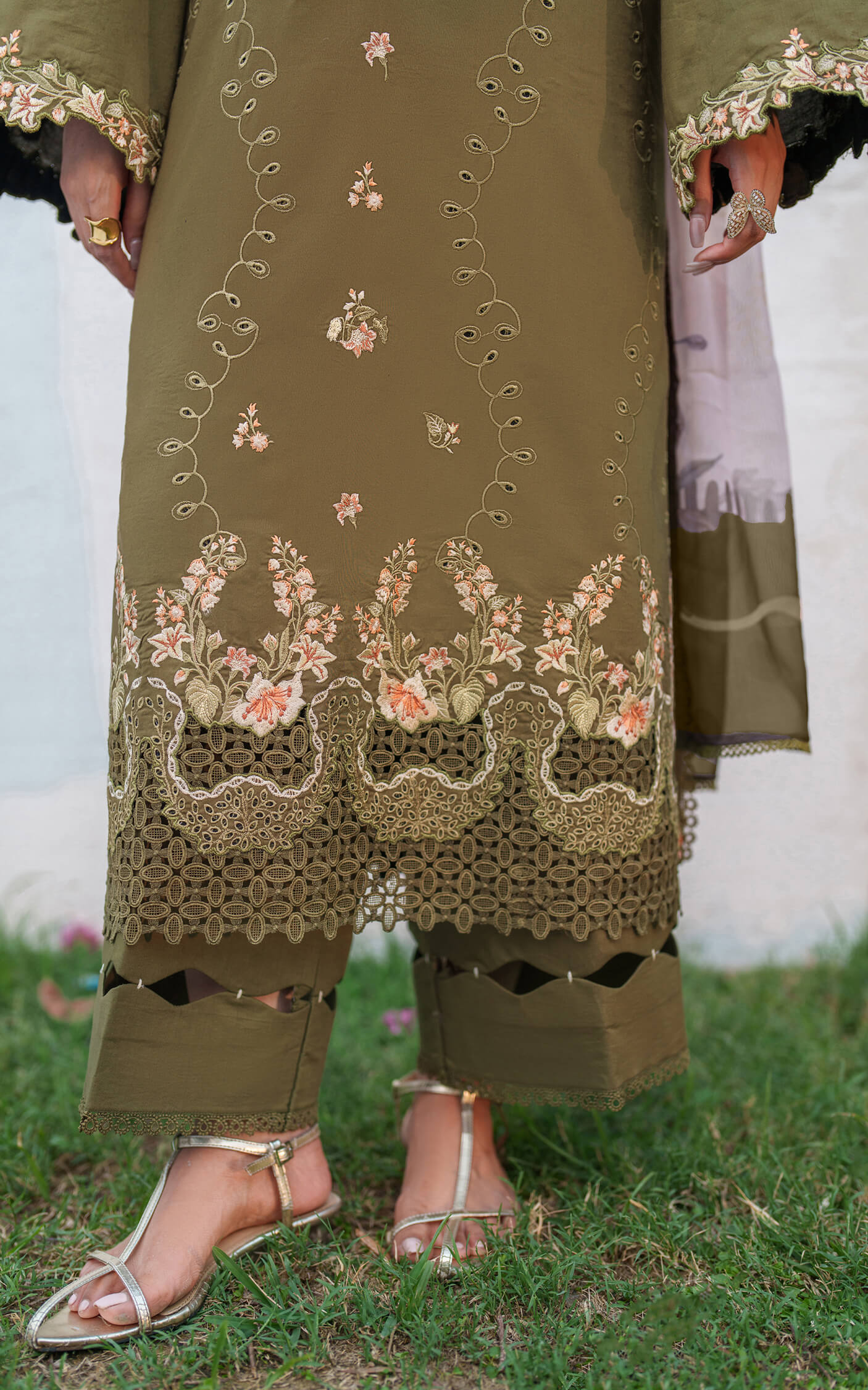 Asifa and Nabeel | Eden Cambric 25 | Gardenia Grace ECU25-09