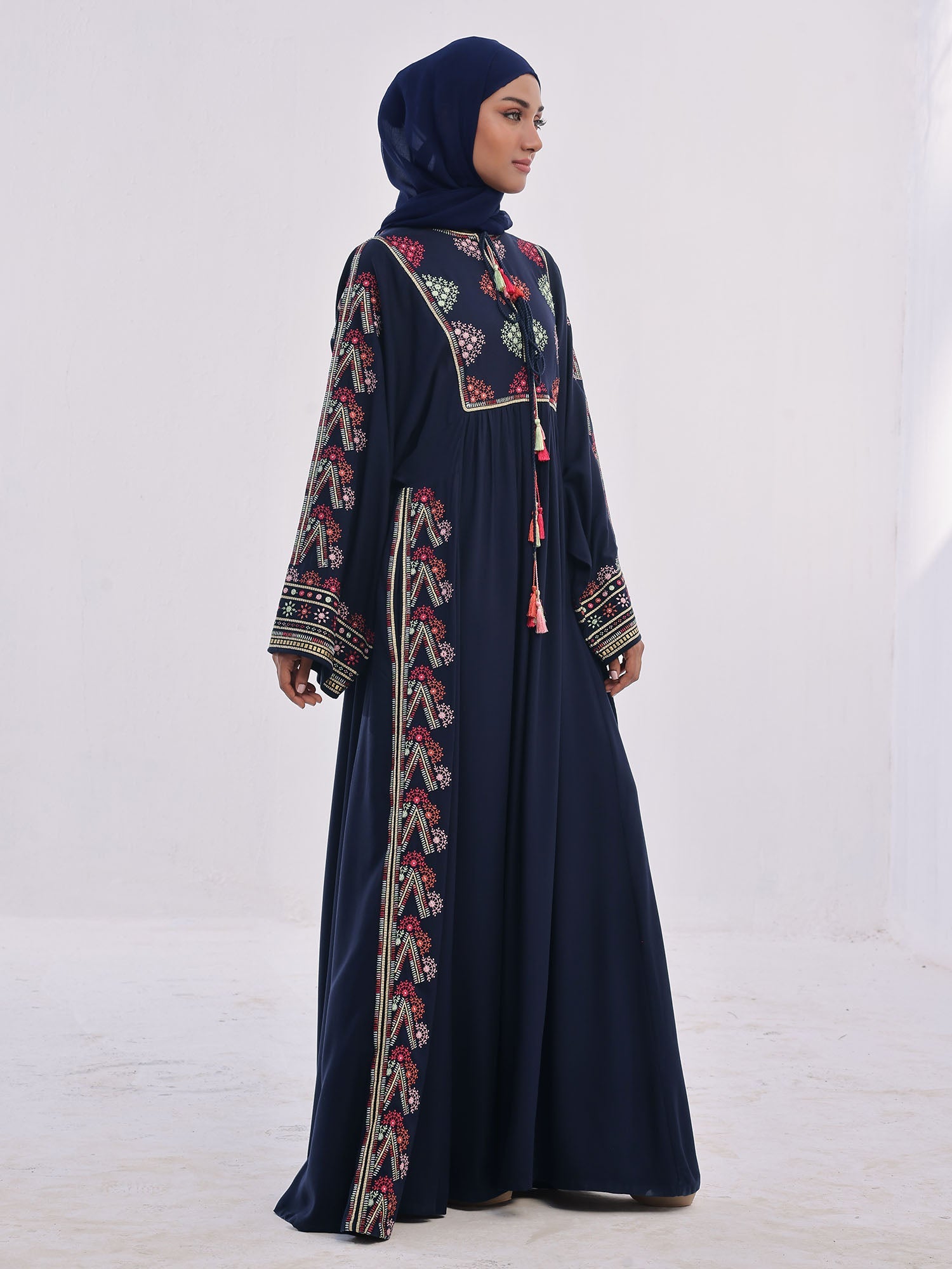 GUL-E-GULZAR Abaya