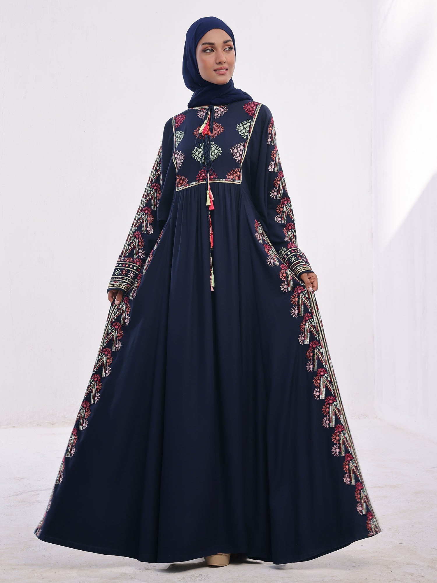 GUL-E-GULZAR Abaya