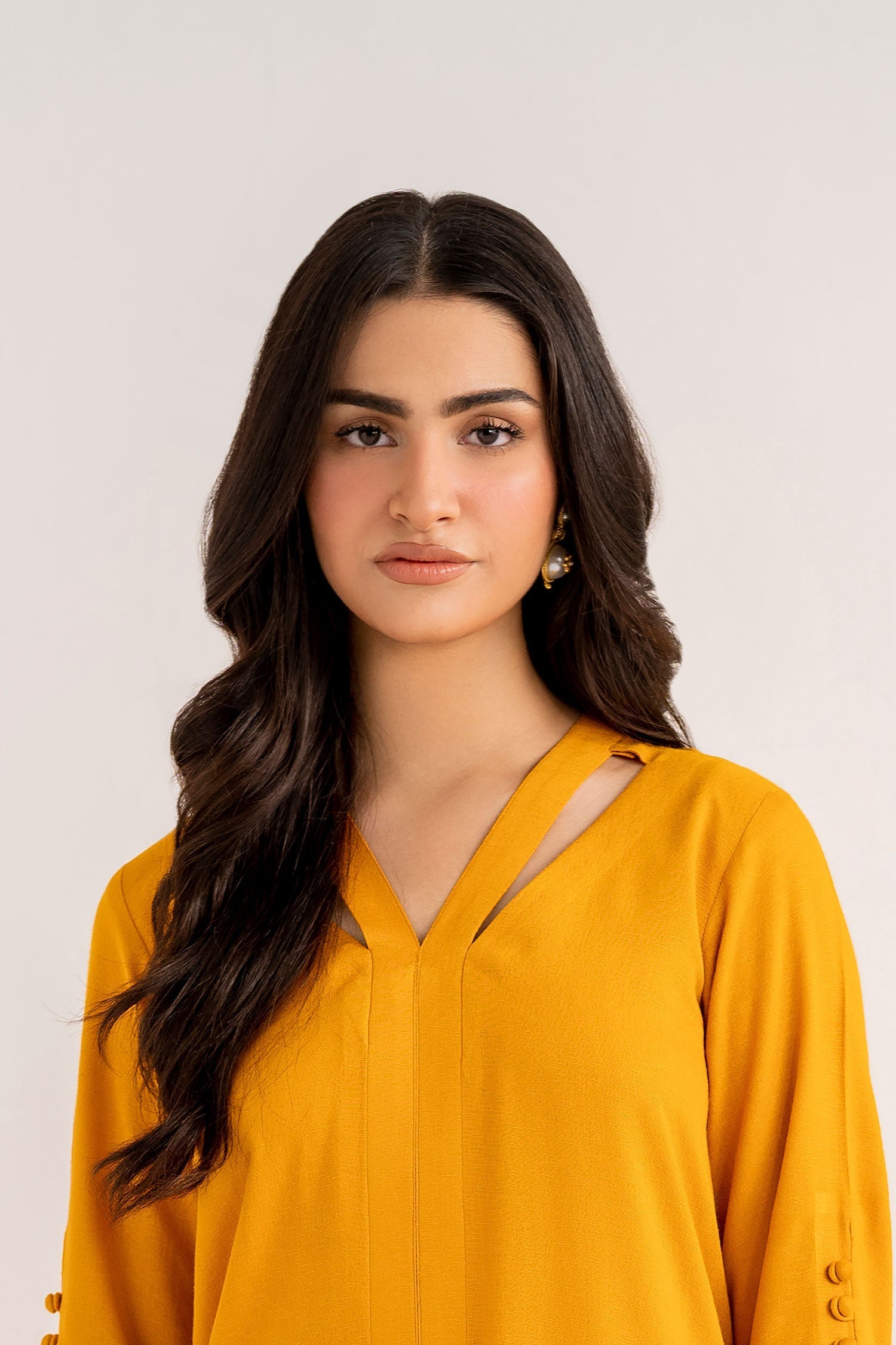 Hana | Vogue 24 |  Solara