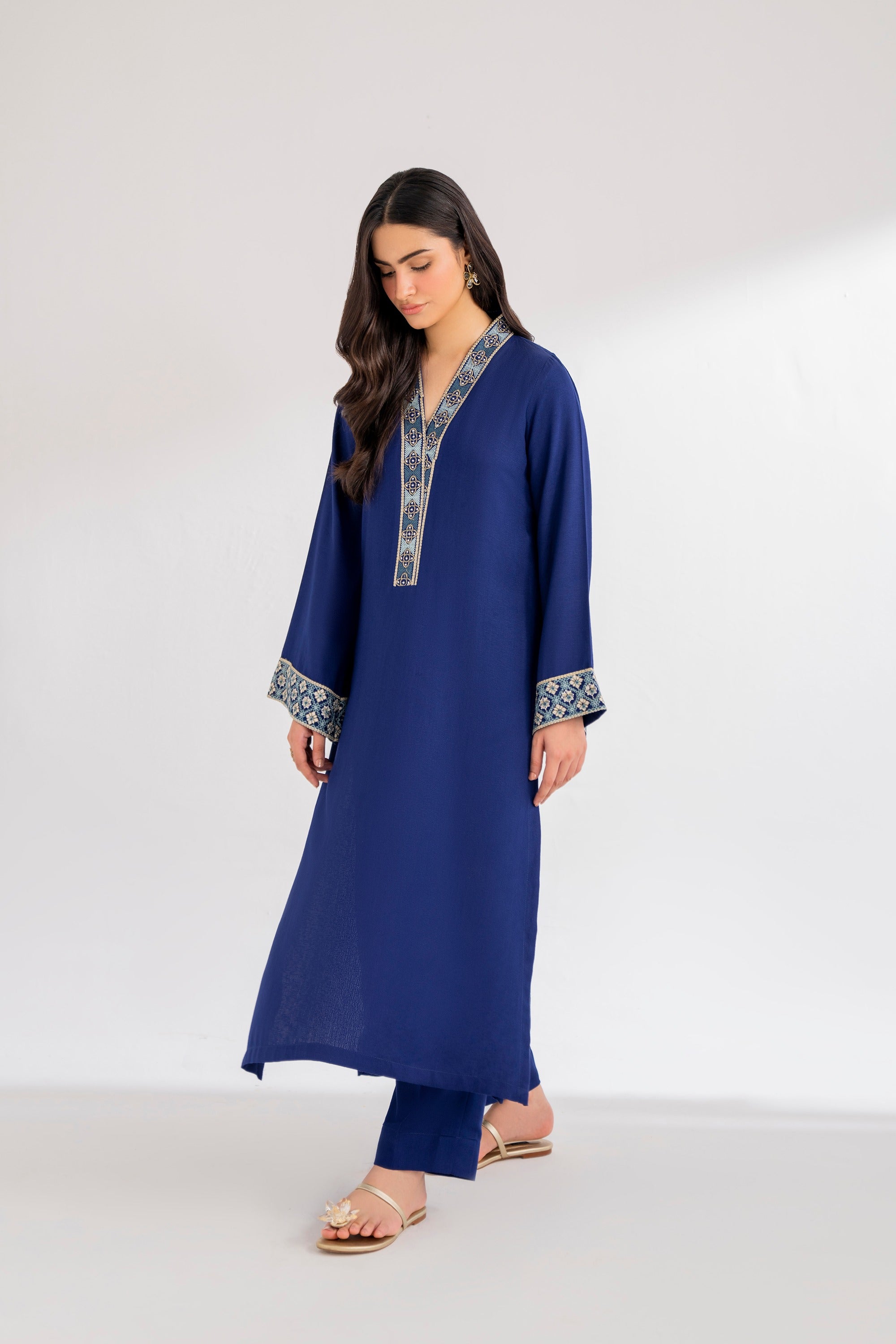 Hana | Vogue 24 |  Sereno