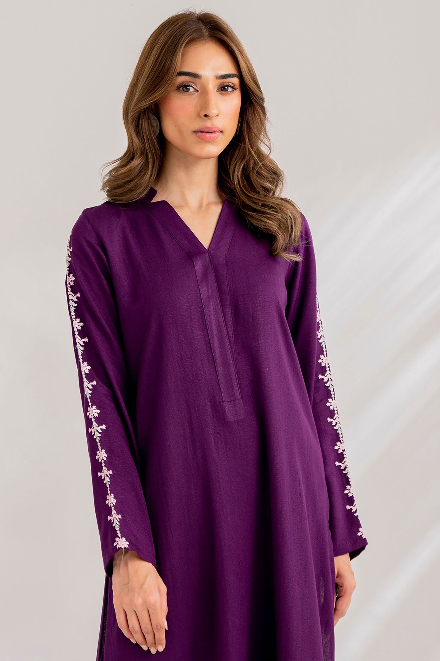 Hana | Vogue 24 |  Saffira