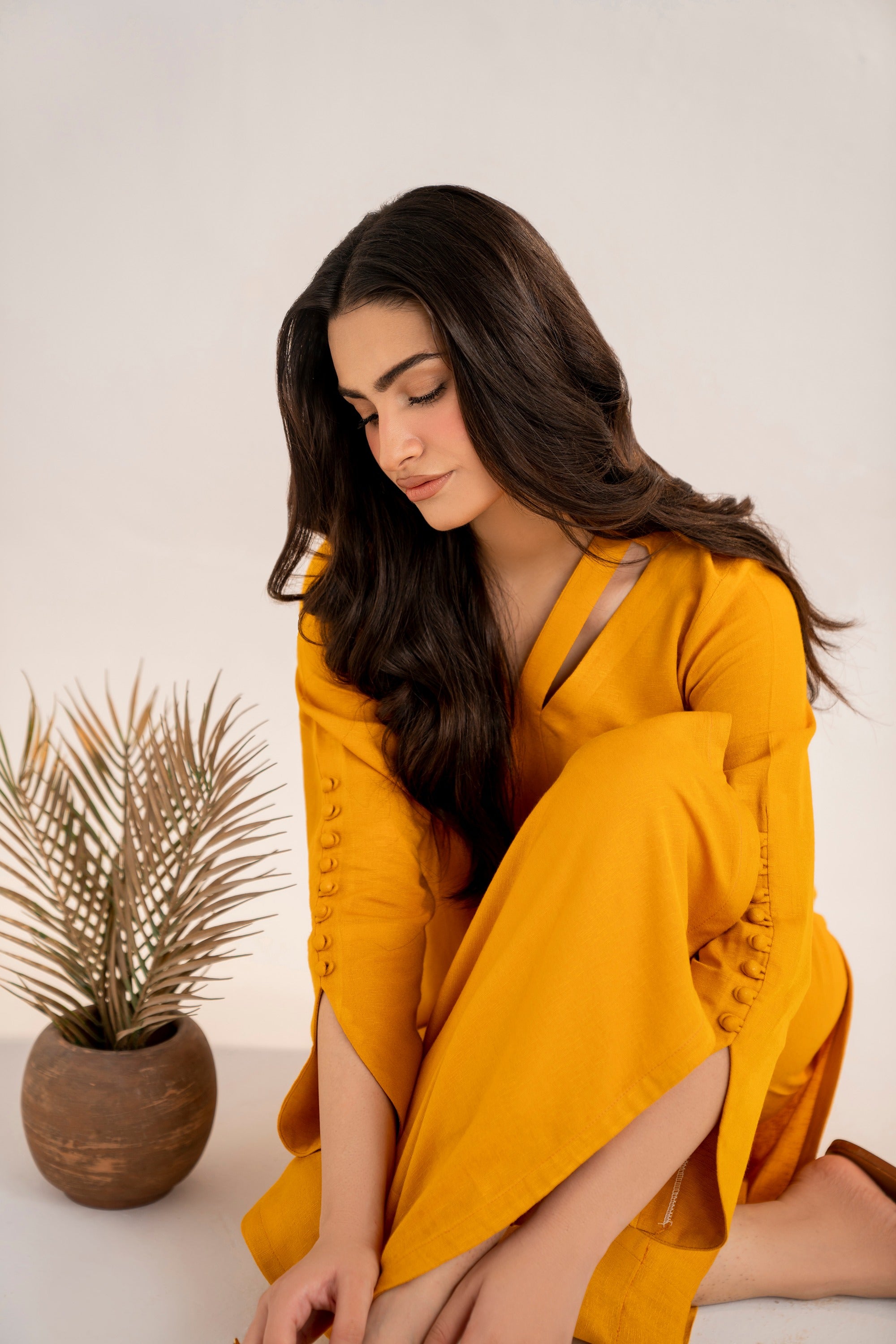 Hana | Vogue 24 |  Solara