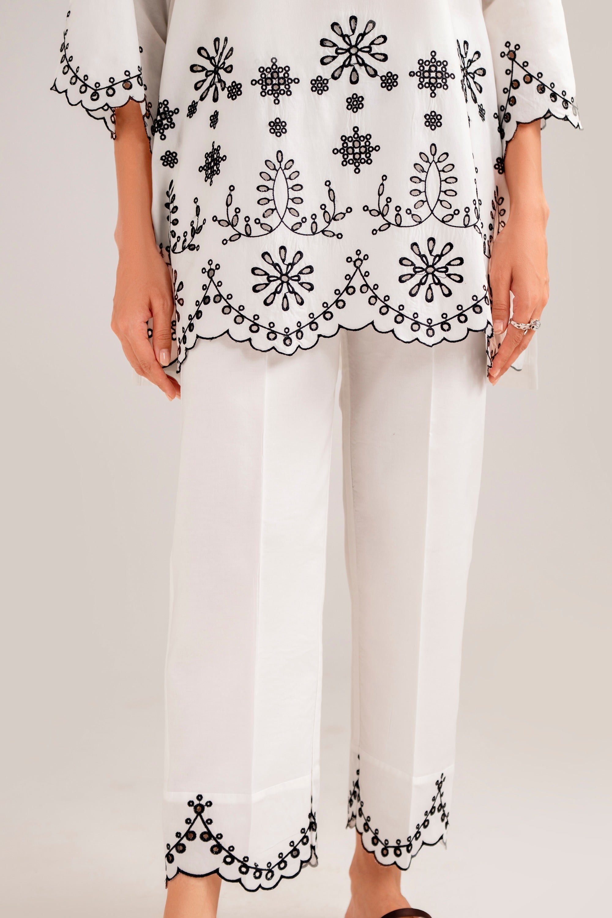 Hana | Vogue 24 |   Breeze