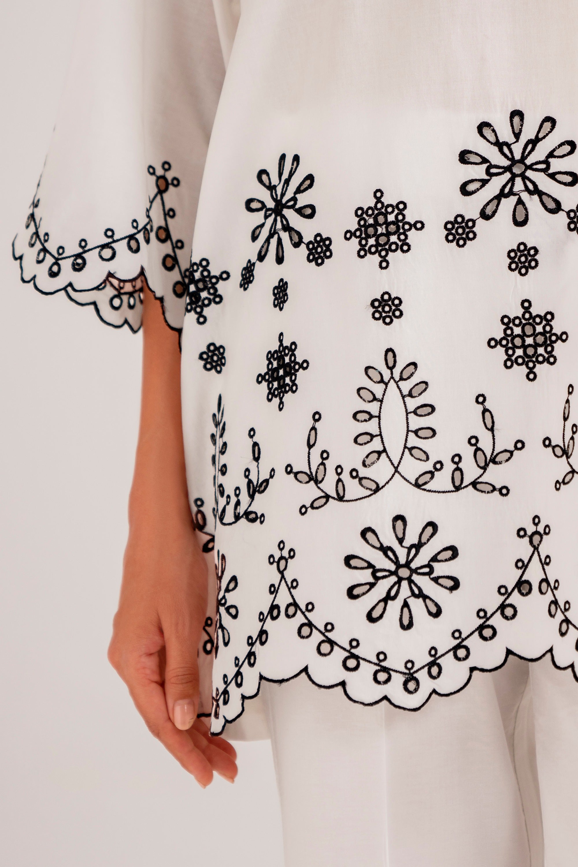 Hana | Vogue 24 |   Breeze