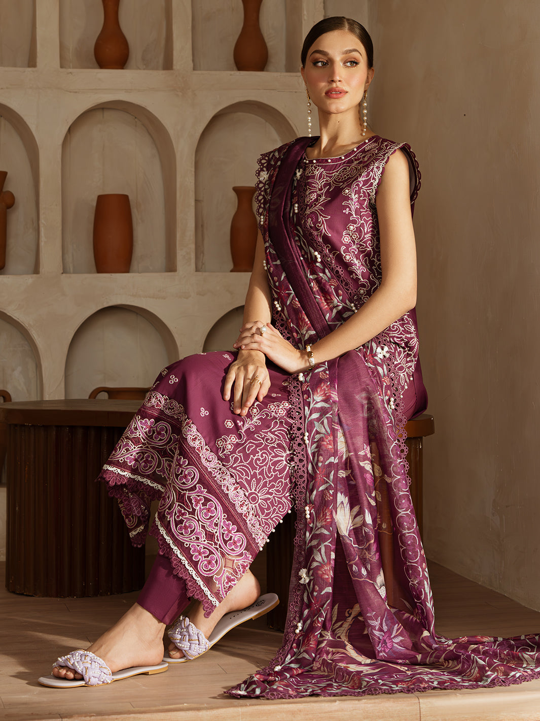 Mahnur | Florence Luxury Lawn 25 | IZNA