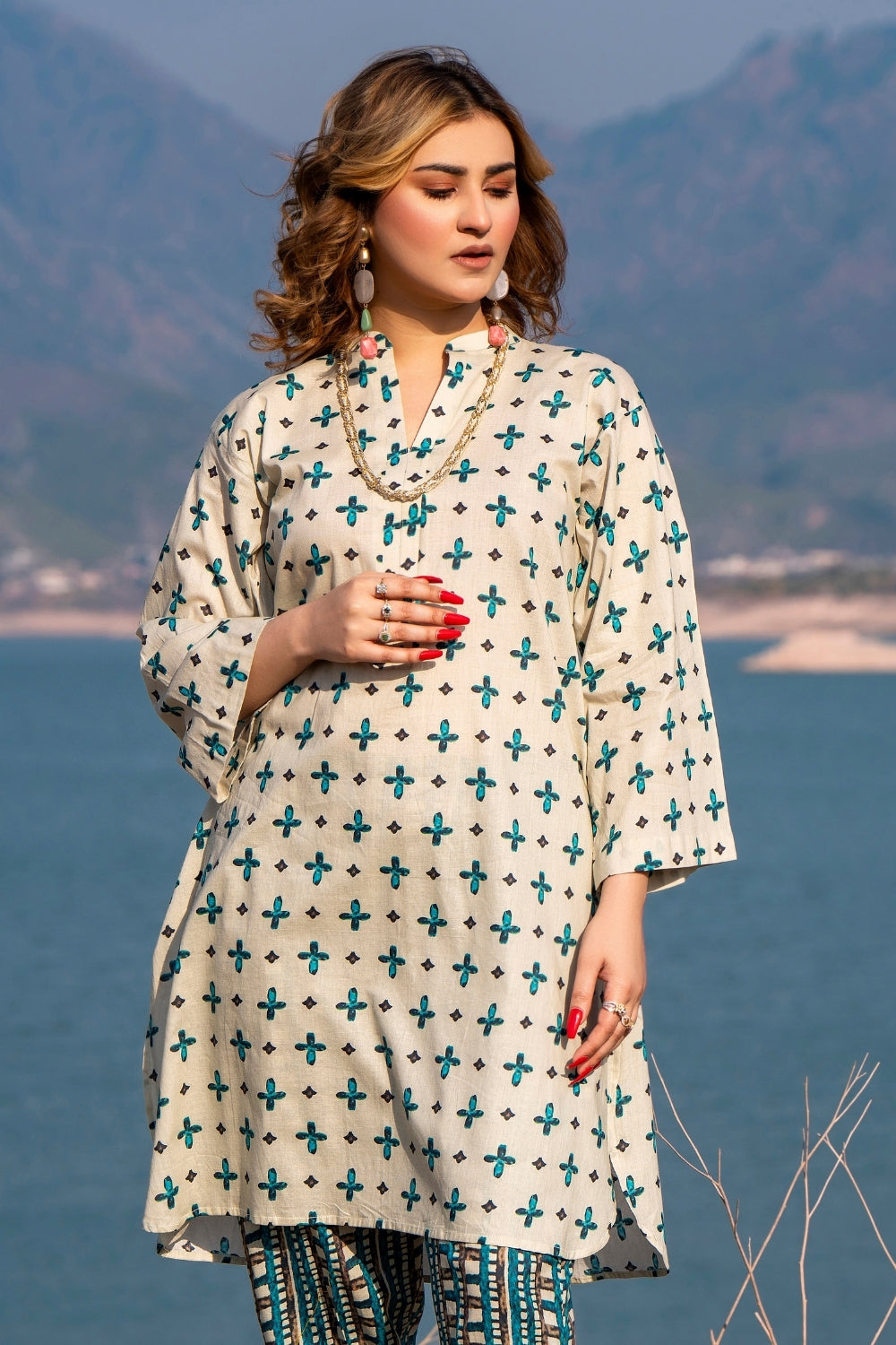 Ittehad | Embroidered Lawn | I-31