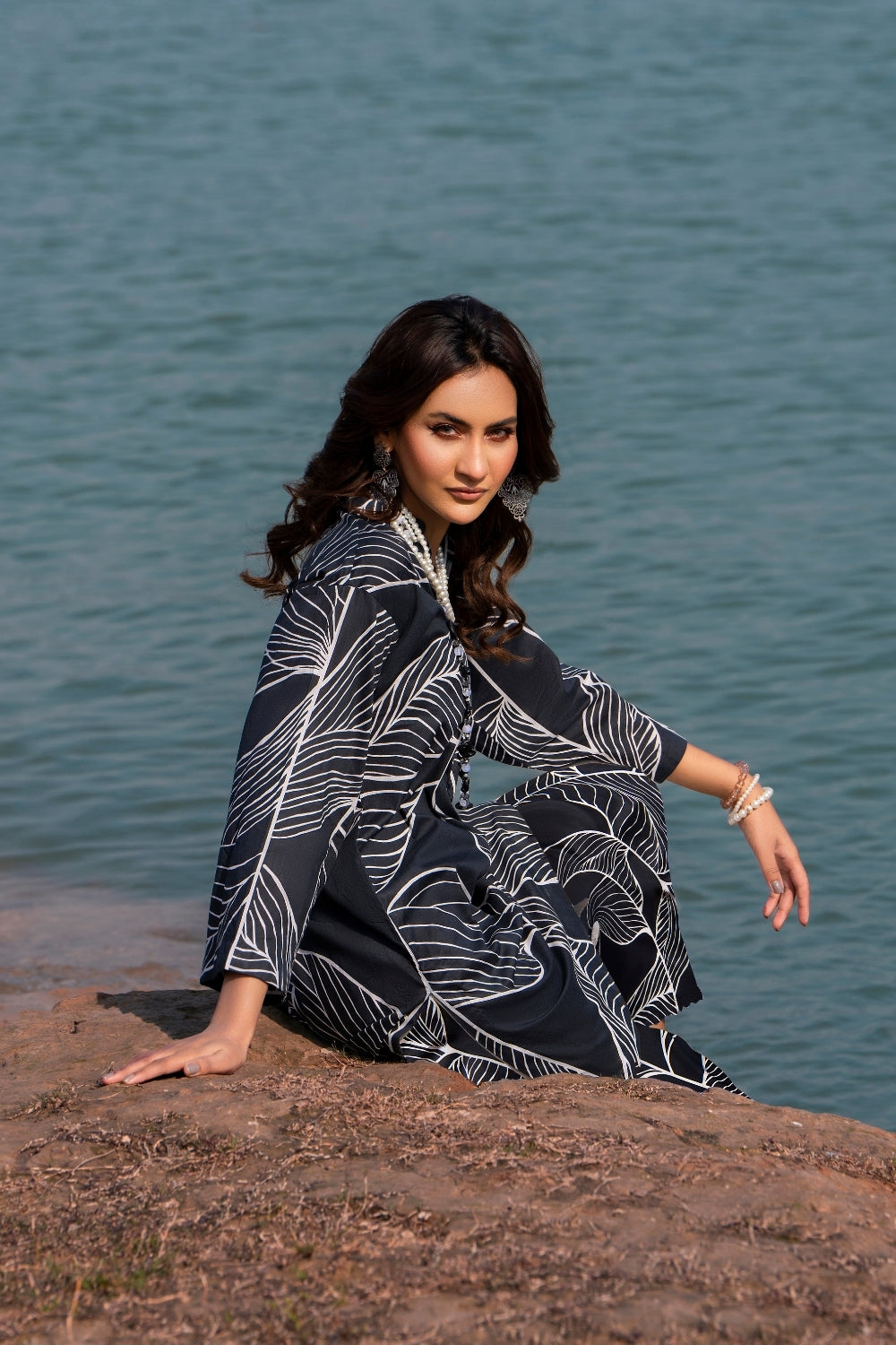 Ittehad | Embroidered Lawn | I-33