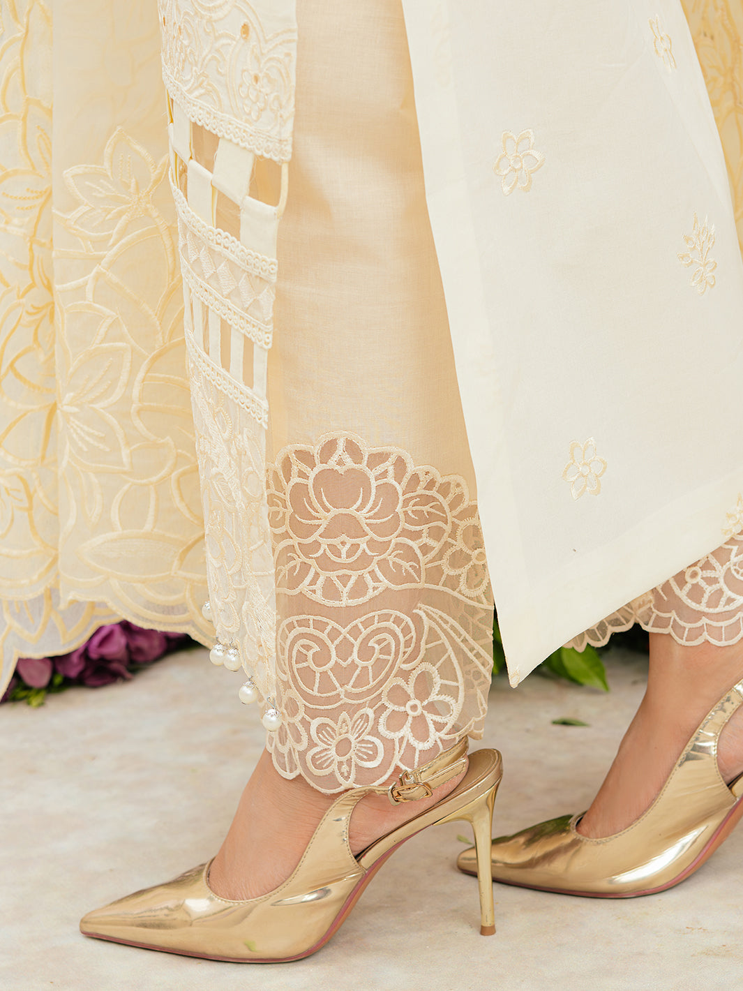 Mahnur | Allenura Luxury Lawn 24 | LUMINARY