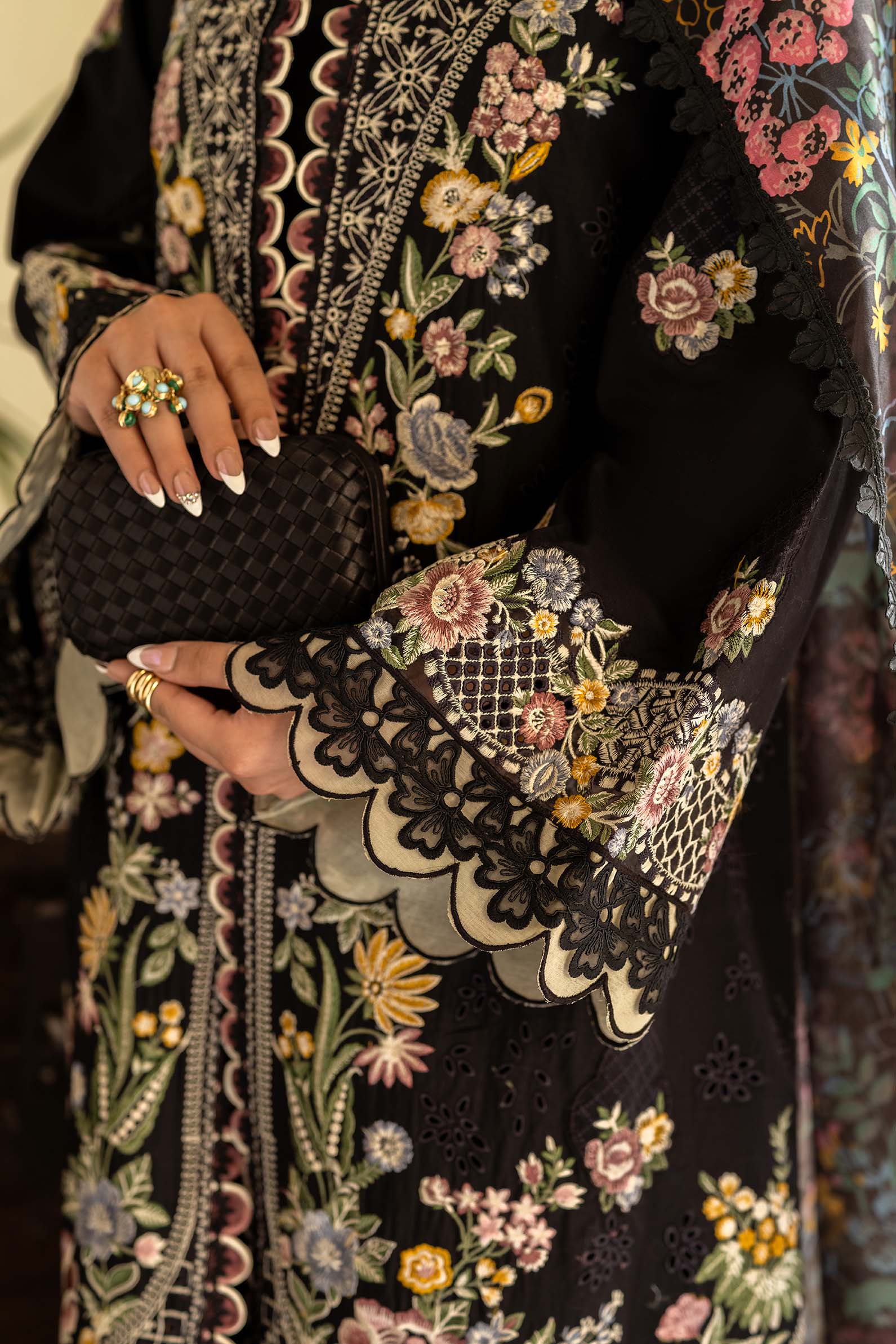 Maryam Hussain | Luxury Lawn 25 | Koyal