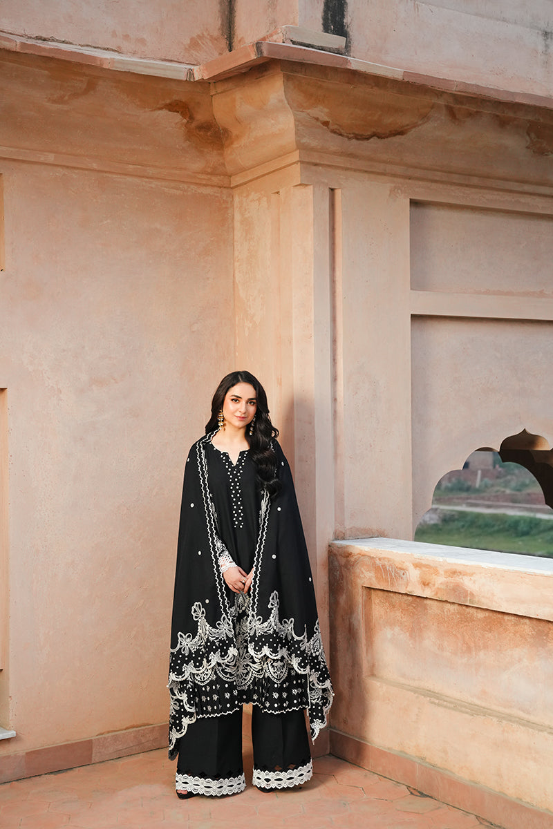 Manara | Vintage Karandi 24 | LUNA