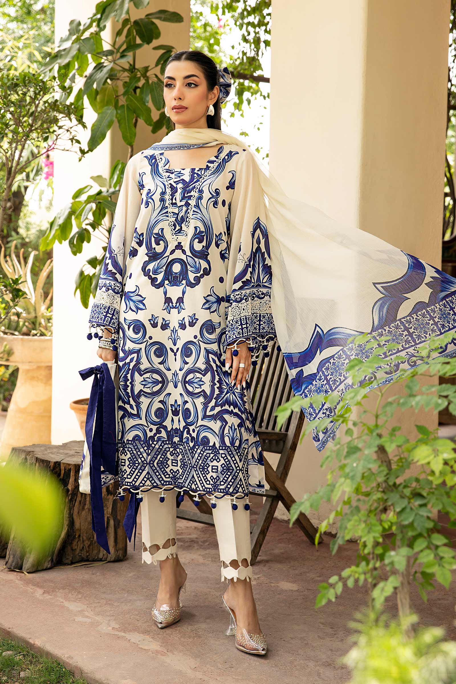 Maria B | Eid Basic Lawn | MB-CUS25-904A