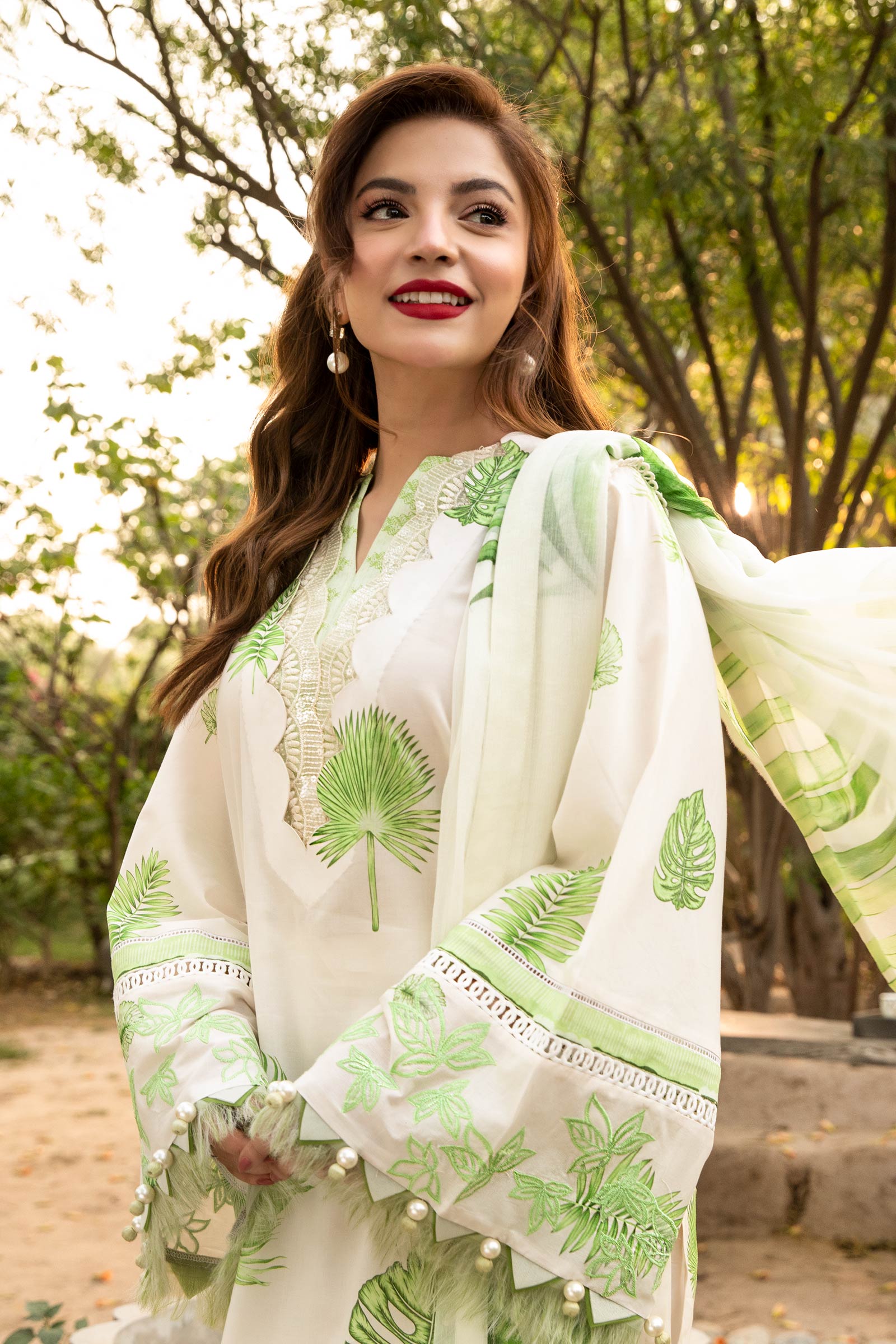 Maria B | Eid Basic Lawn | MB-CUS25-906B