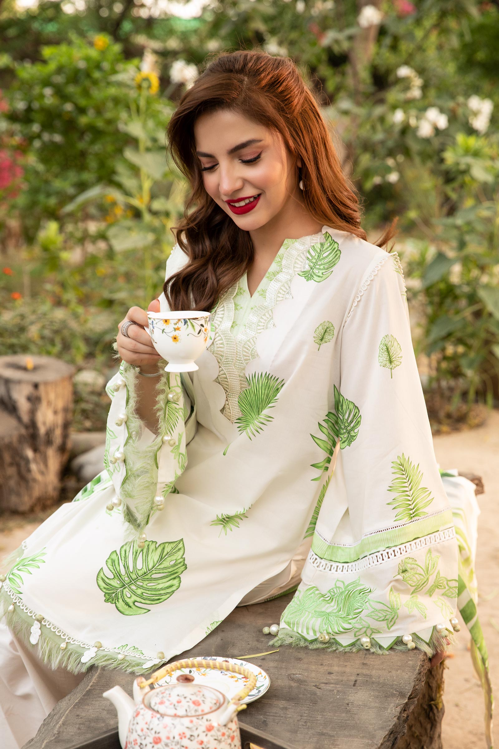 Maria B | Eid Basic Lawn | MB-CUS25-906B