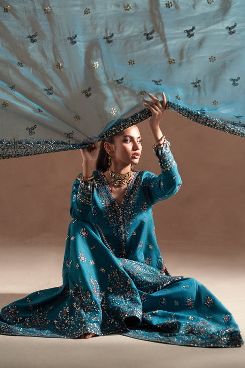 Emaan Adeel | Selene Formals | MIRELLE