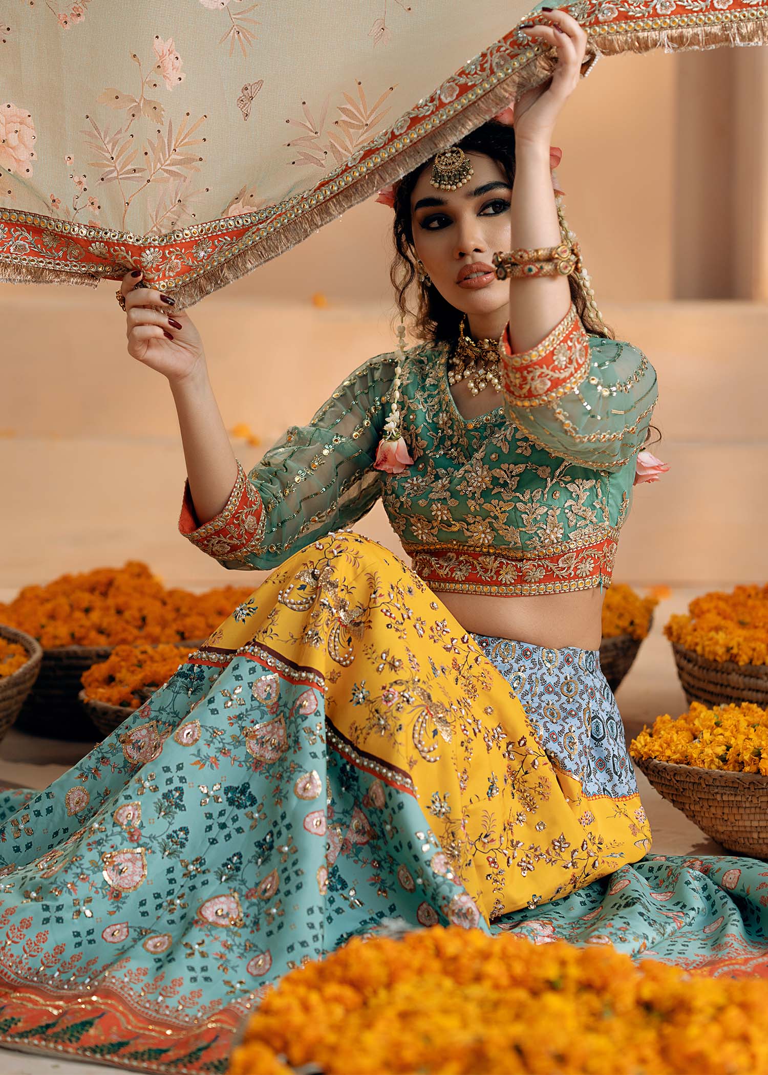 Fozia Khalid | Chamakh Dhamakh Wedding Festivity | Shagun