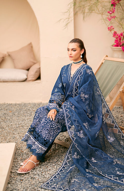 Emaan Adeel | Navaeh Luxury Pret | LYRA