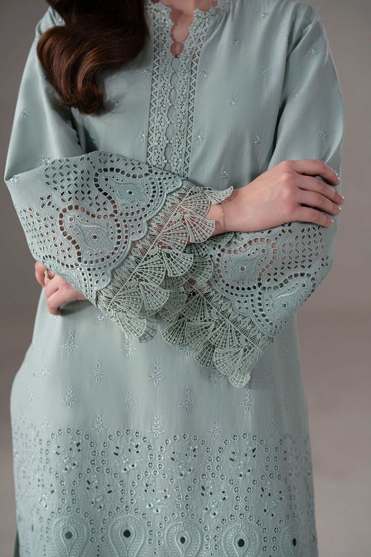 Akbar Aslam | Pret Lawn | Mireve