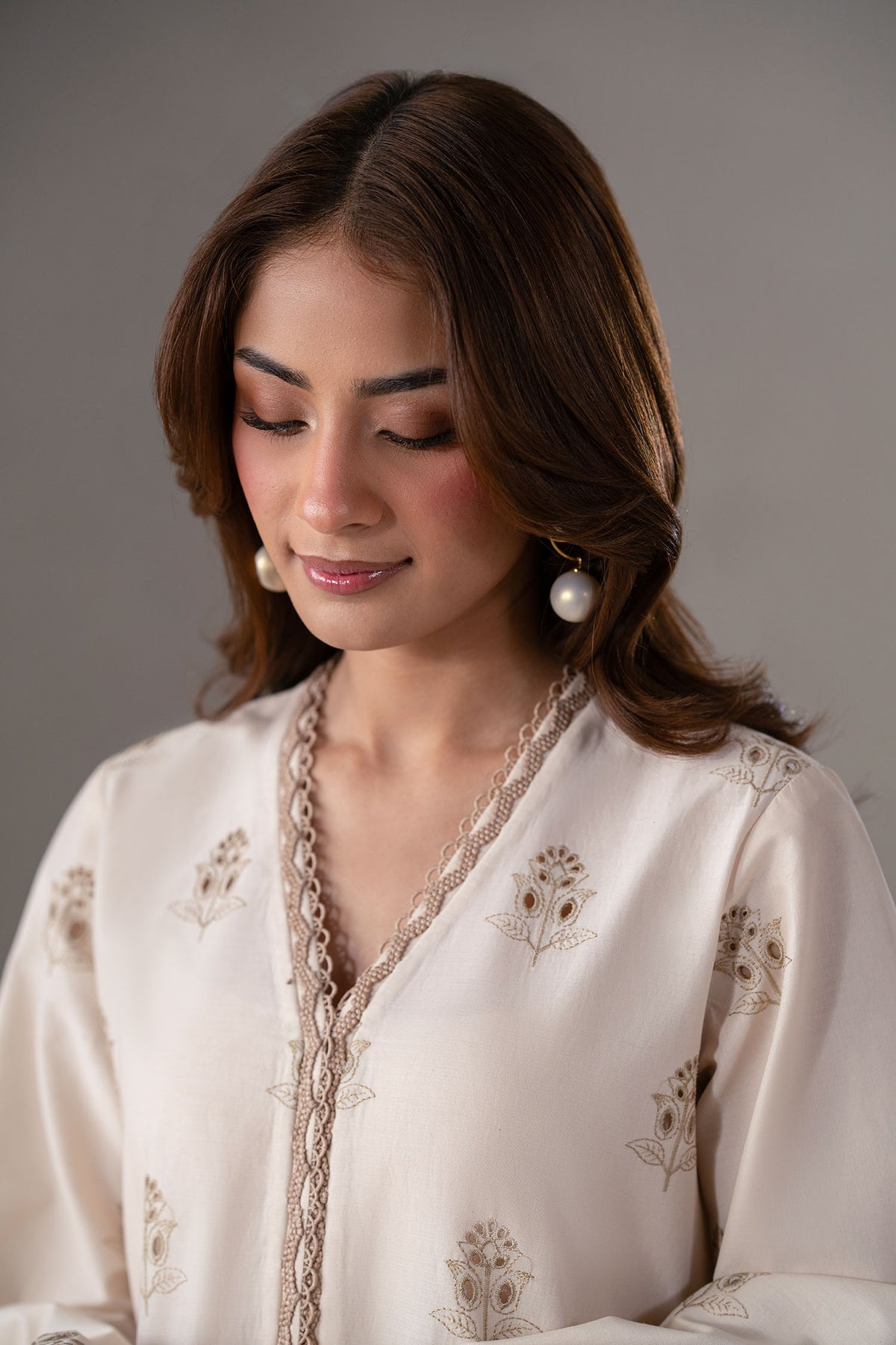 Akbar Aslam | Pret Lawn | Lunel