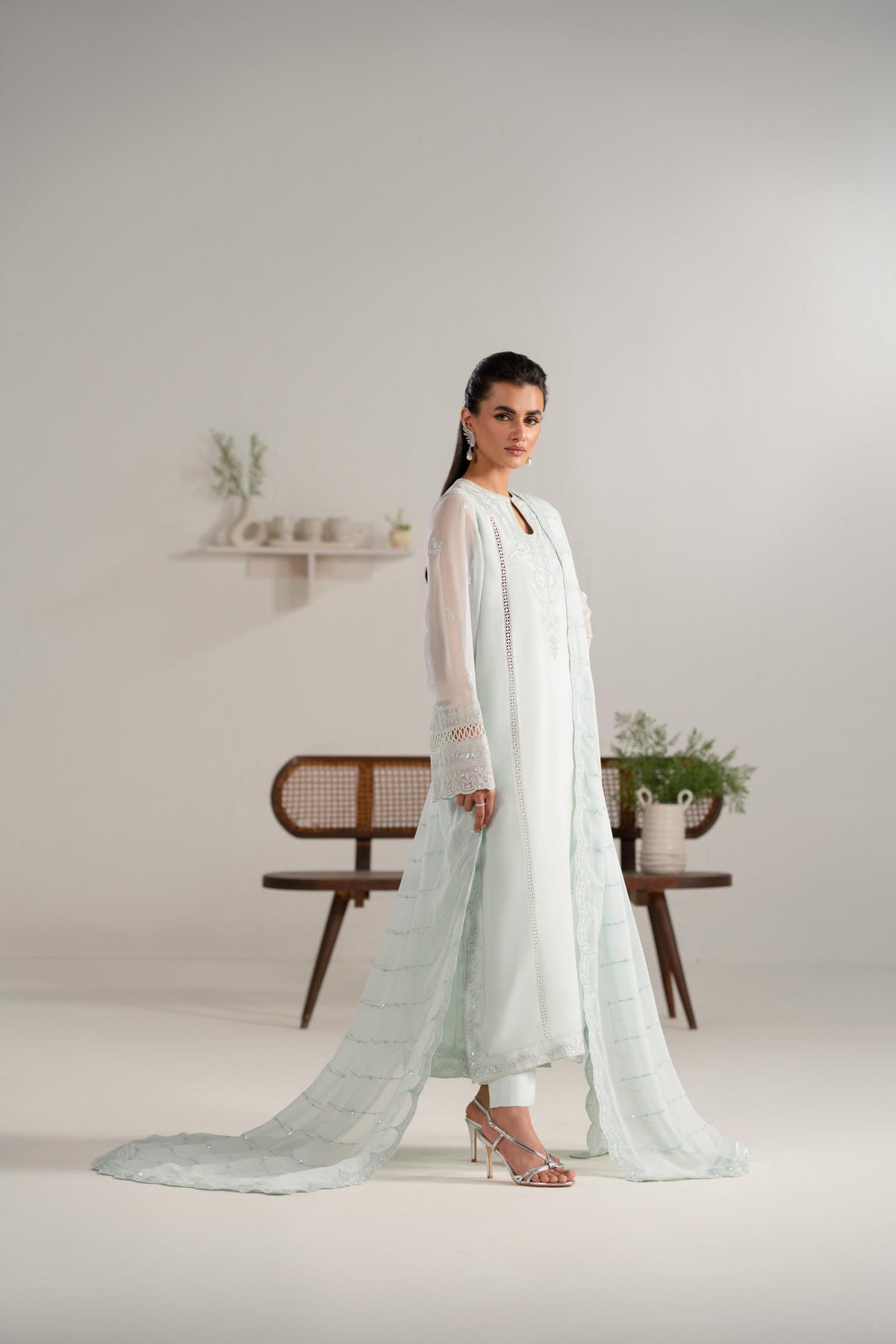 Akbar Aslam | Formal Pret | Parizah