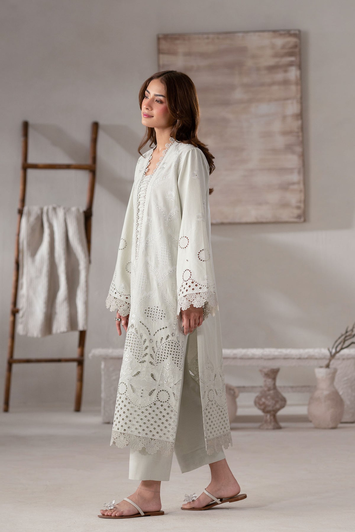 Akbar Aslam | Pret Lawn | Eyla