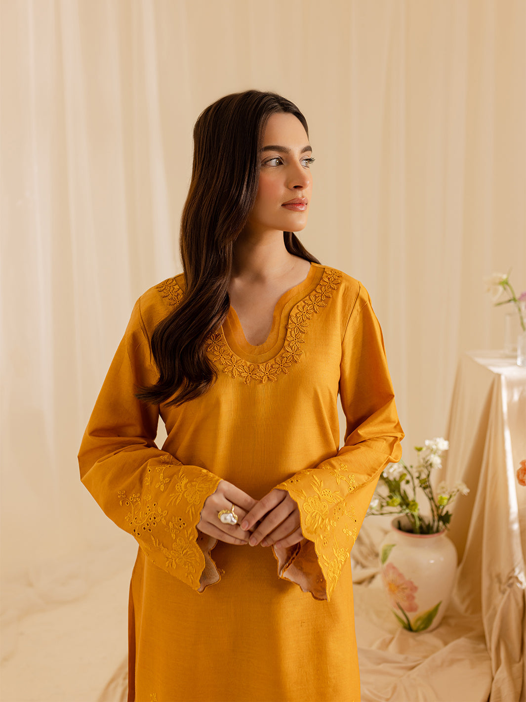 Mahnur | Petal Whispers Lawn Pret | Magnolia