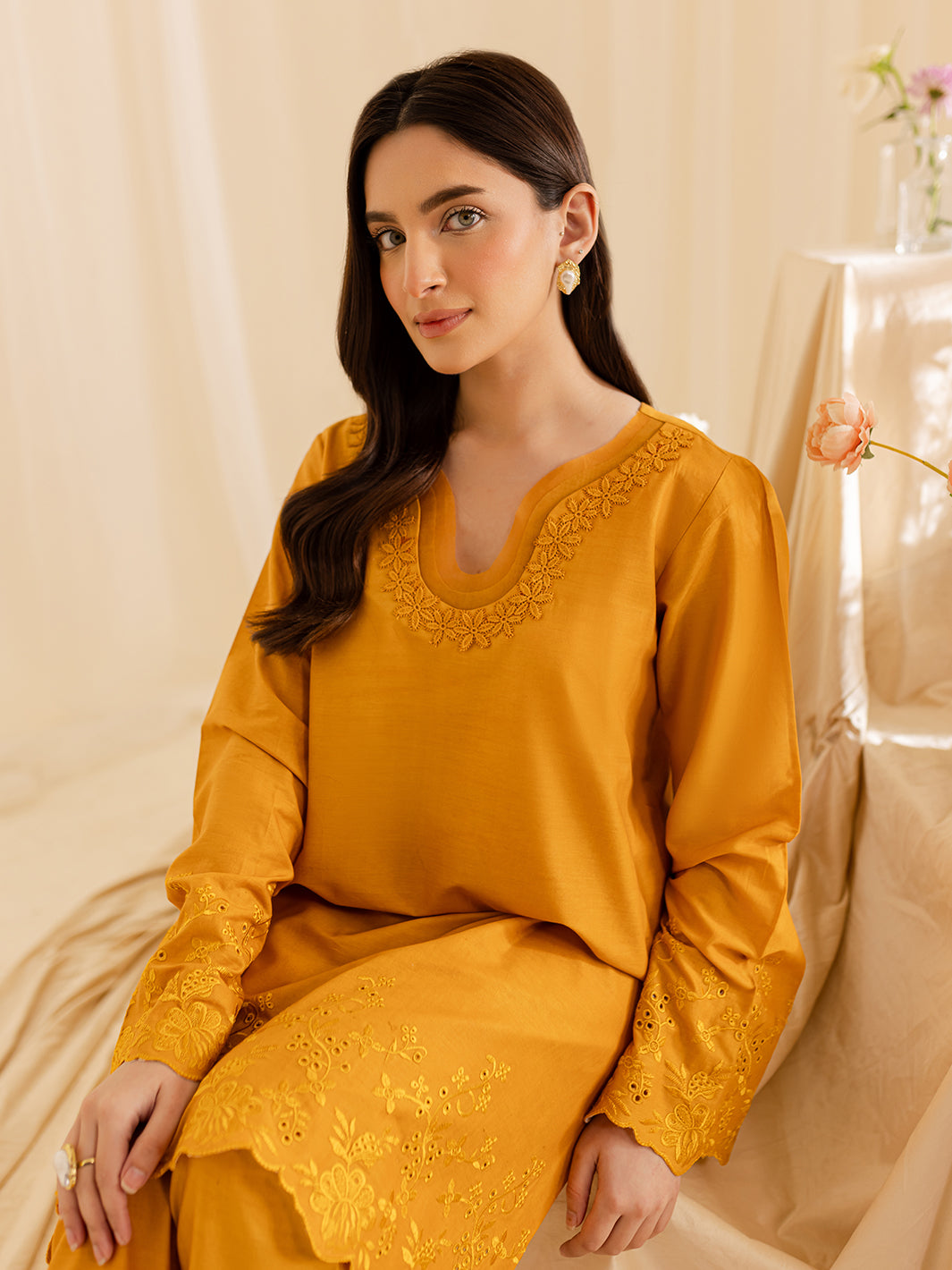 Mahnur | Petal Whispers Lawn Pret | Magnolia