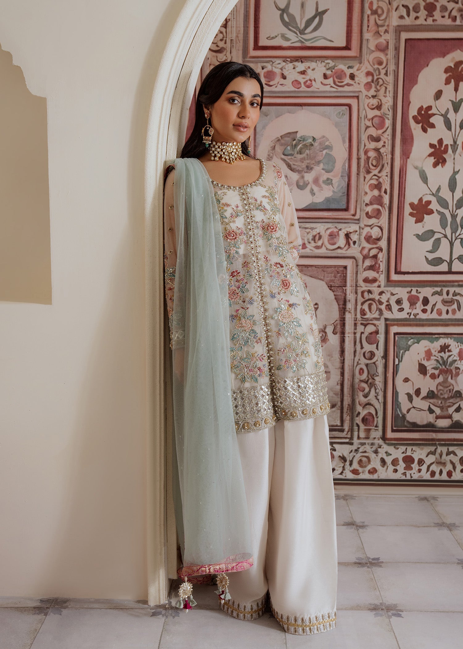 Mahgul | Portraits of Anaya | White Garden