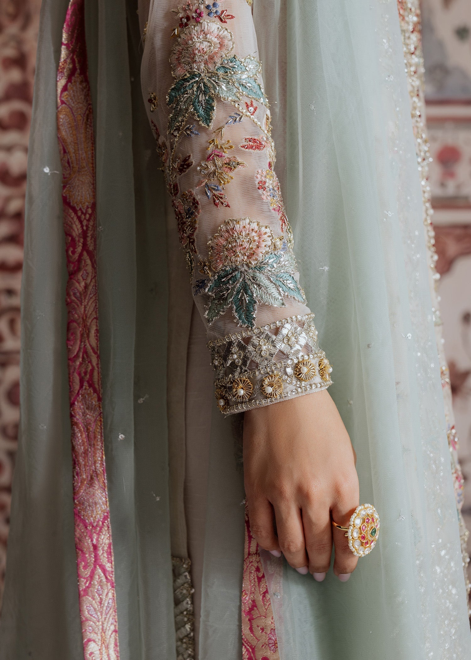 Mahgul | Portraits of Anaya | White Garden