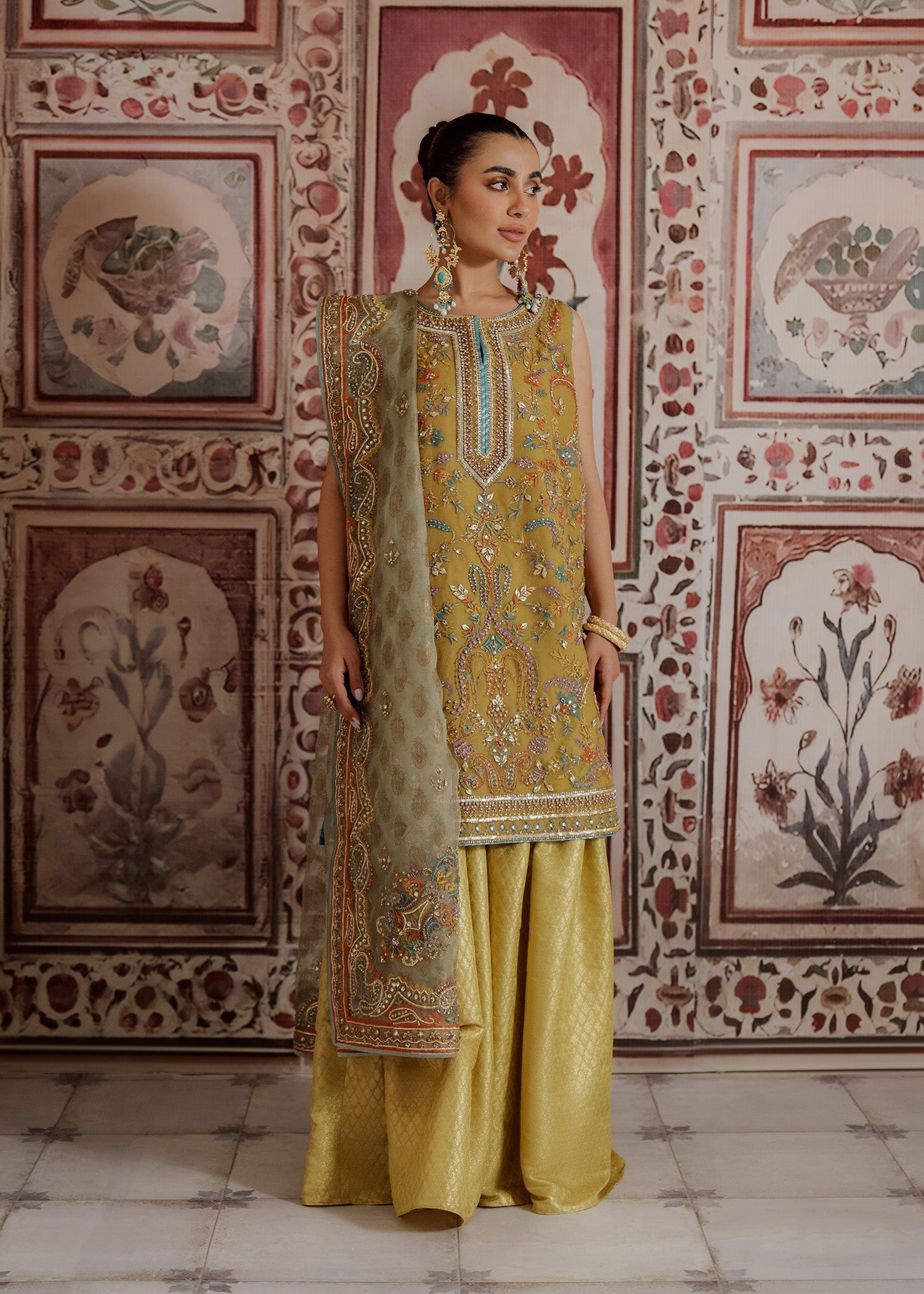 Mahgul | Portraits of Anaya | Saffron Shores