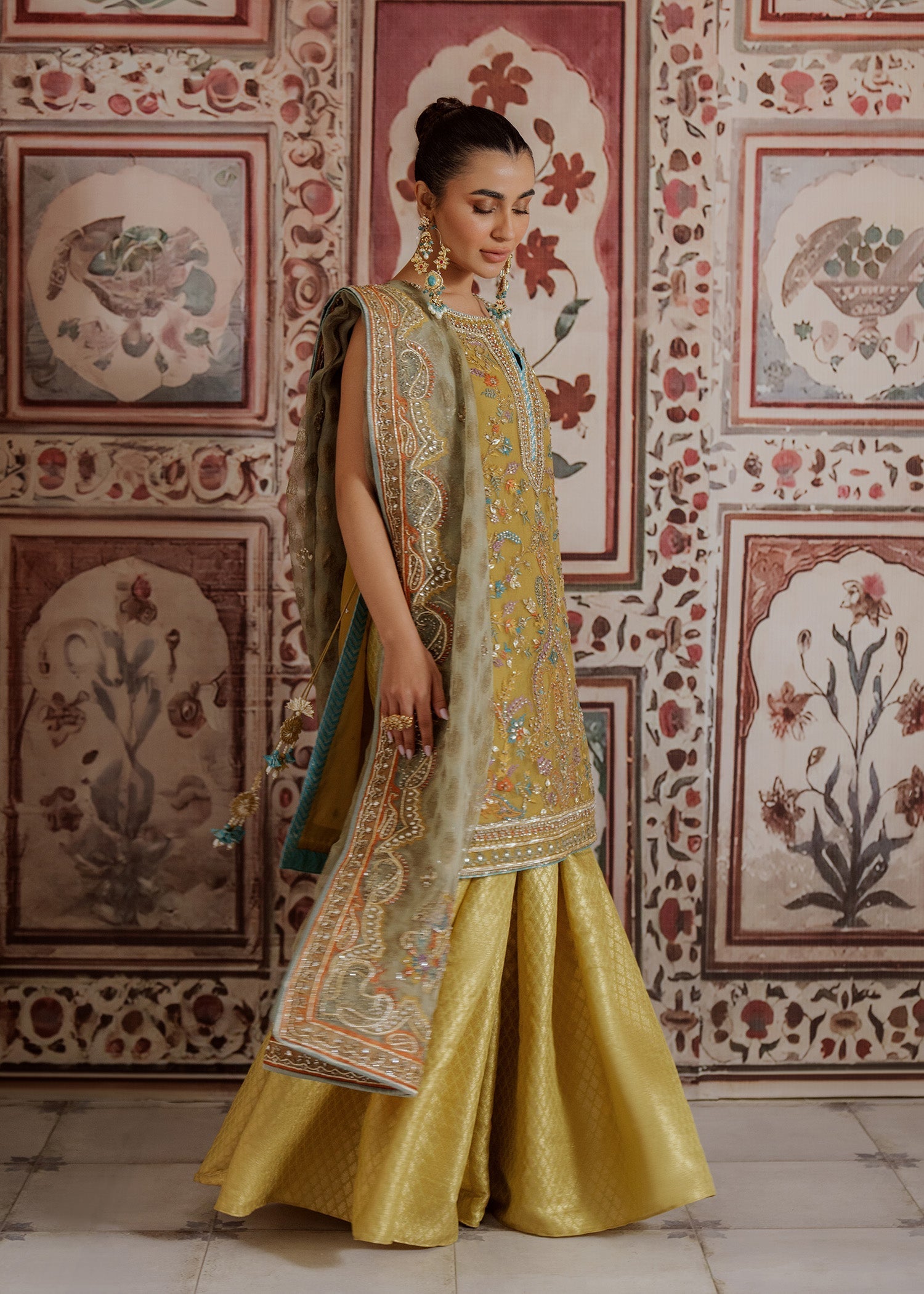 Mahgul | Portraits of Anaya | Saffron Shores