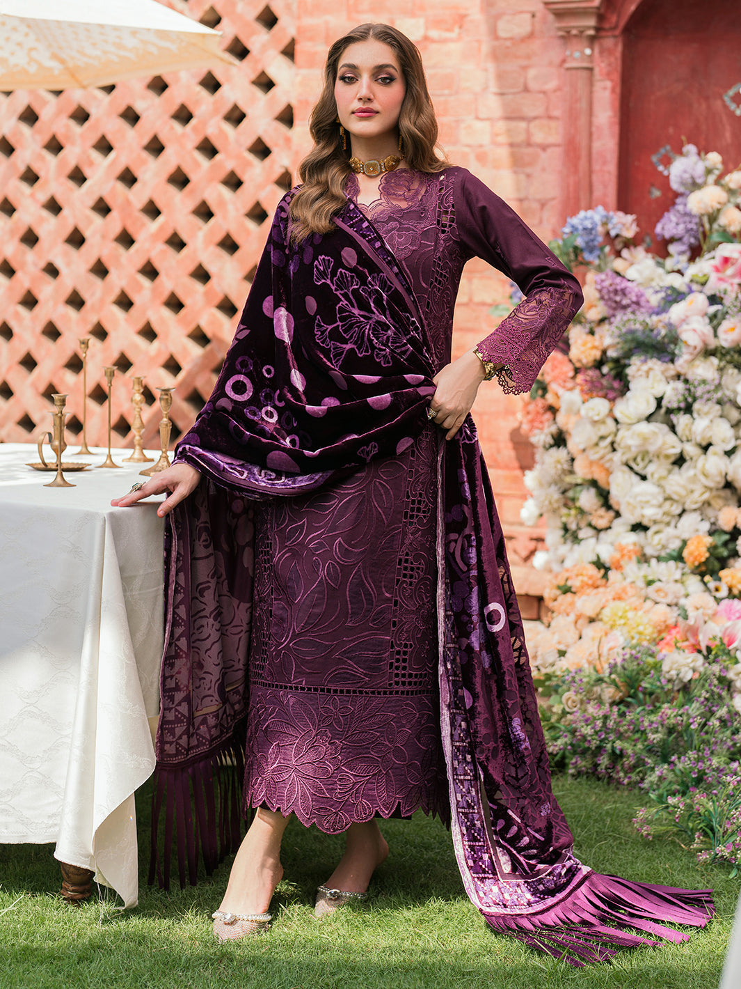 Mahnur | Nazakat Luxury Winter |  ZARAE