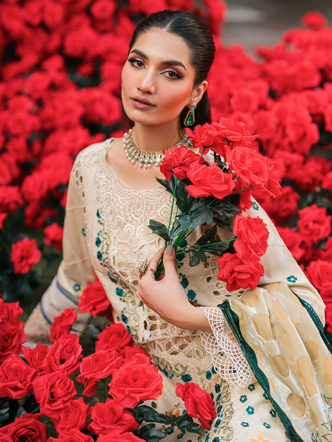 Mahnur | Nazakat Luxury Winter |  ZEYA