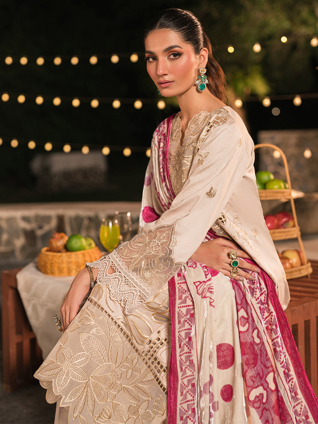 Mahnur | Nazakat Luxury Winter |  VELIS