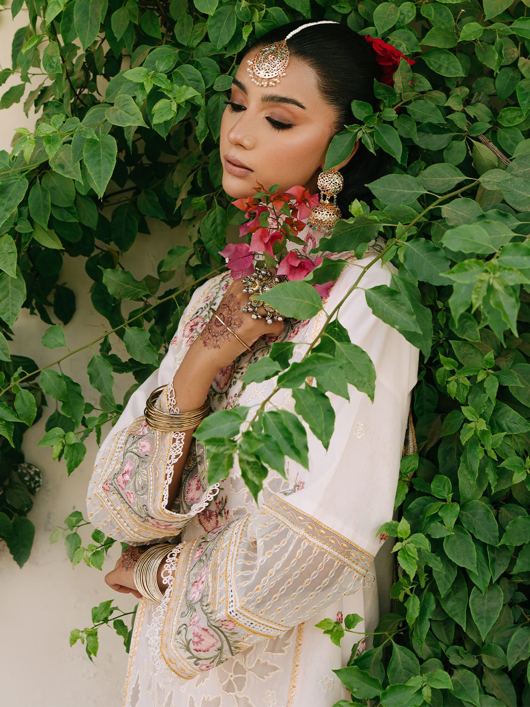 Mahnur | Shanaya Luxury Lawn 25 | Elnaz