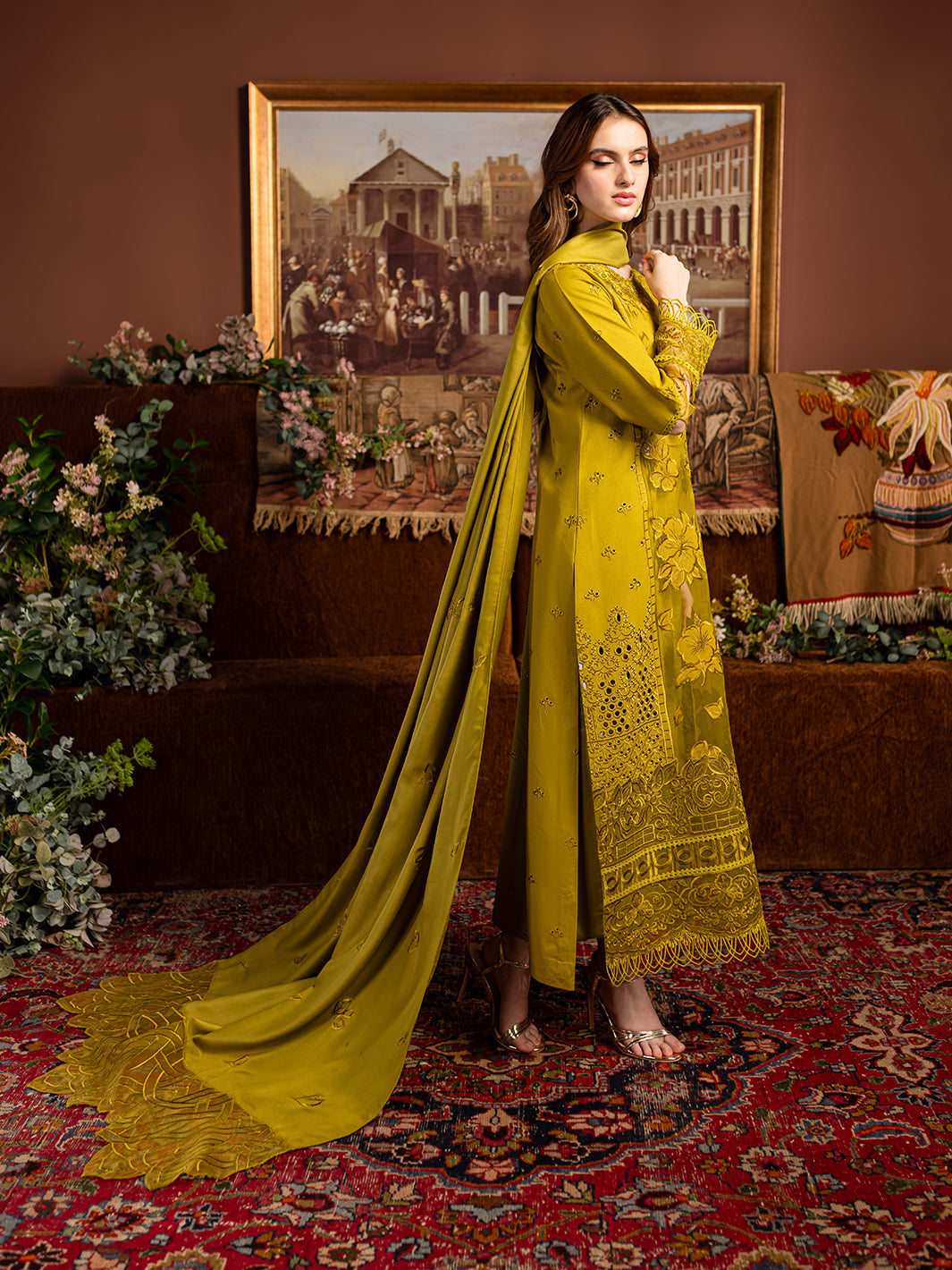 Mahnur | Veronica Luxury Karandi 24 | VICTORIA