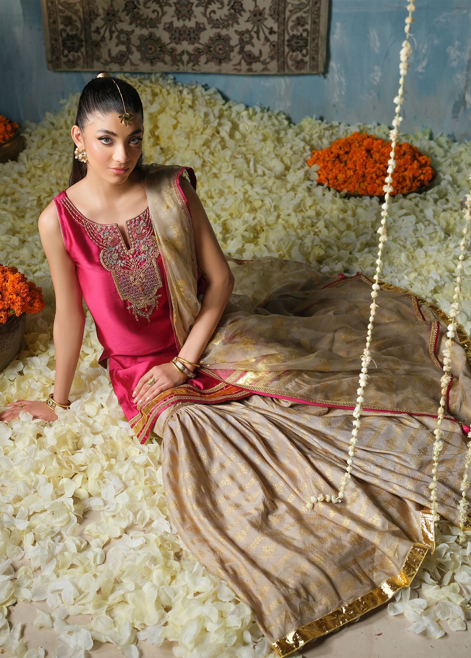 Mahum Asad | Reign Luxury Pret | Vina