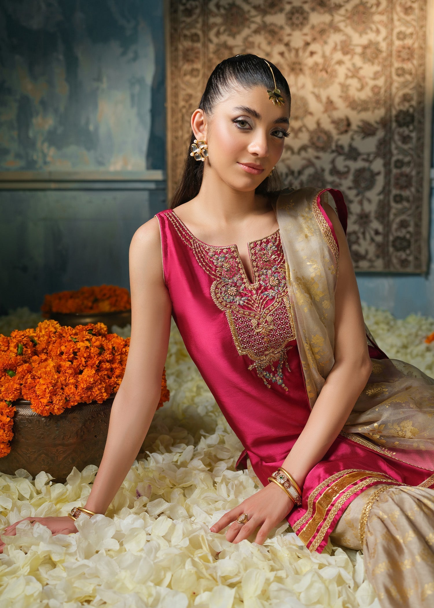 Mahum Asad | Reign Luxury Pret | Vina