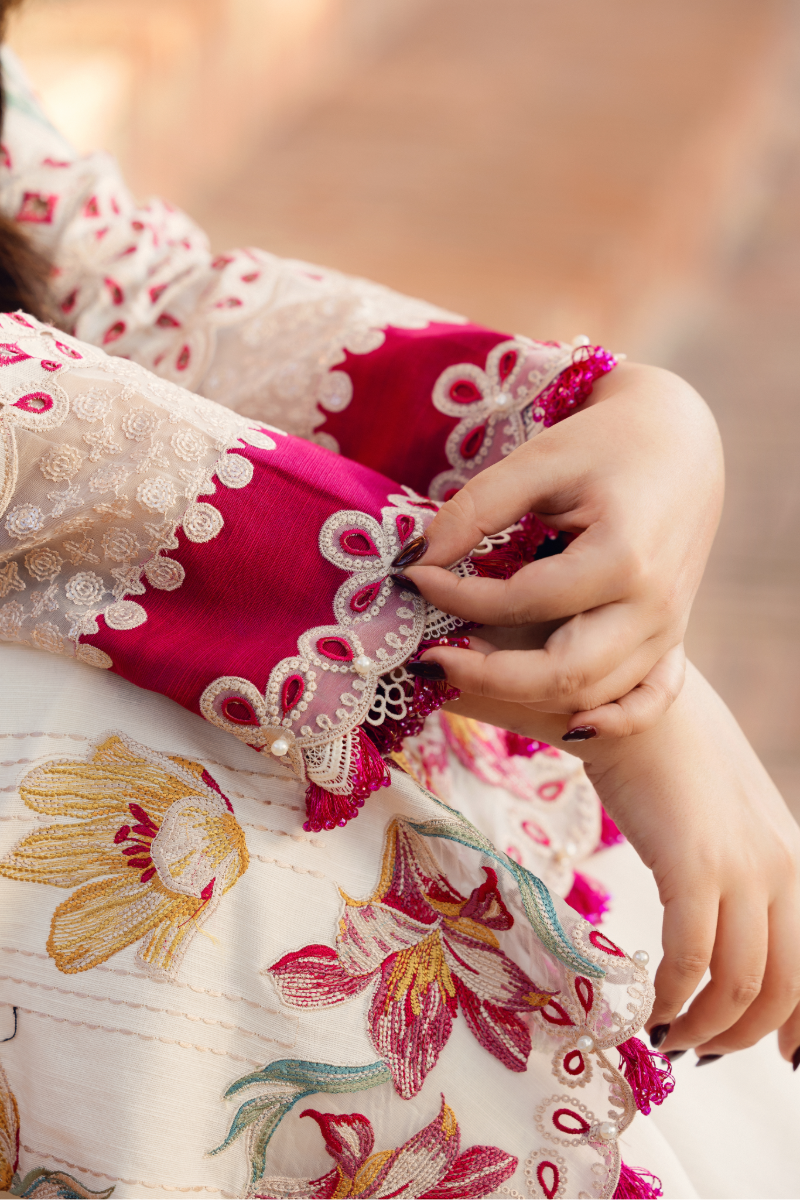 Manara | Luxury Winter 2025 | PHULKARI