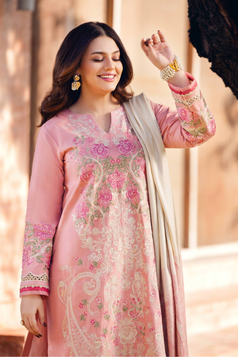 Manara | Luxury Winter 2025 | GULUNA