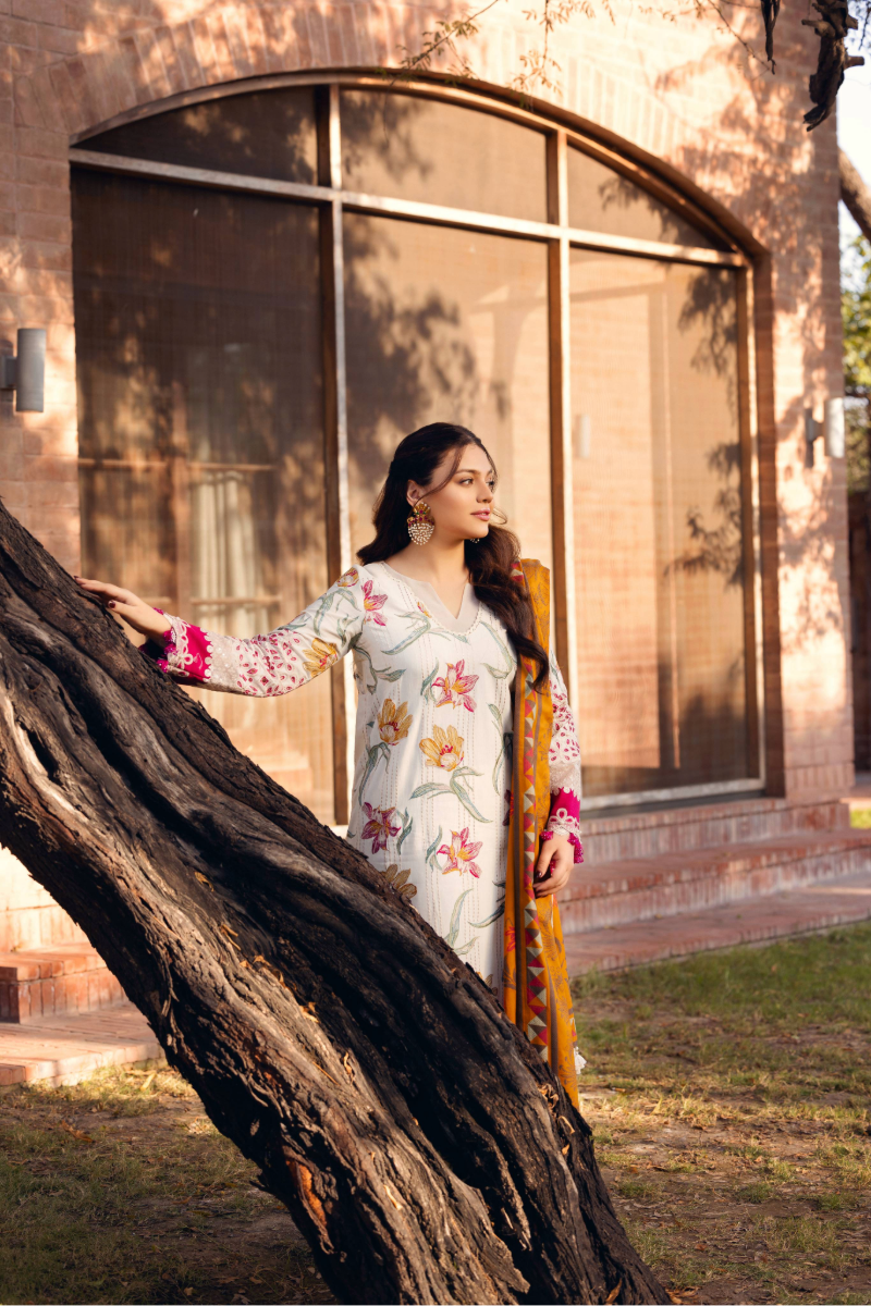Manara | Luxury Winter 2025 | PHULKARI