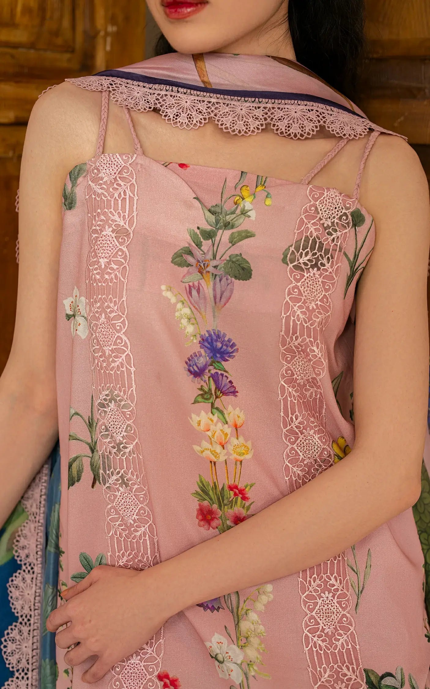 Asifa and Nabeel | Meraki Vintage 25 | Noor (MVL25-14)