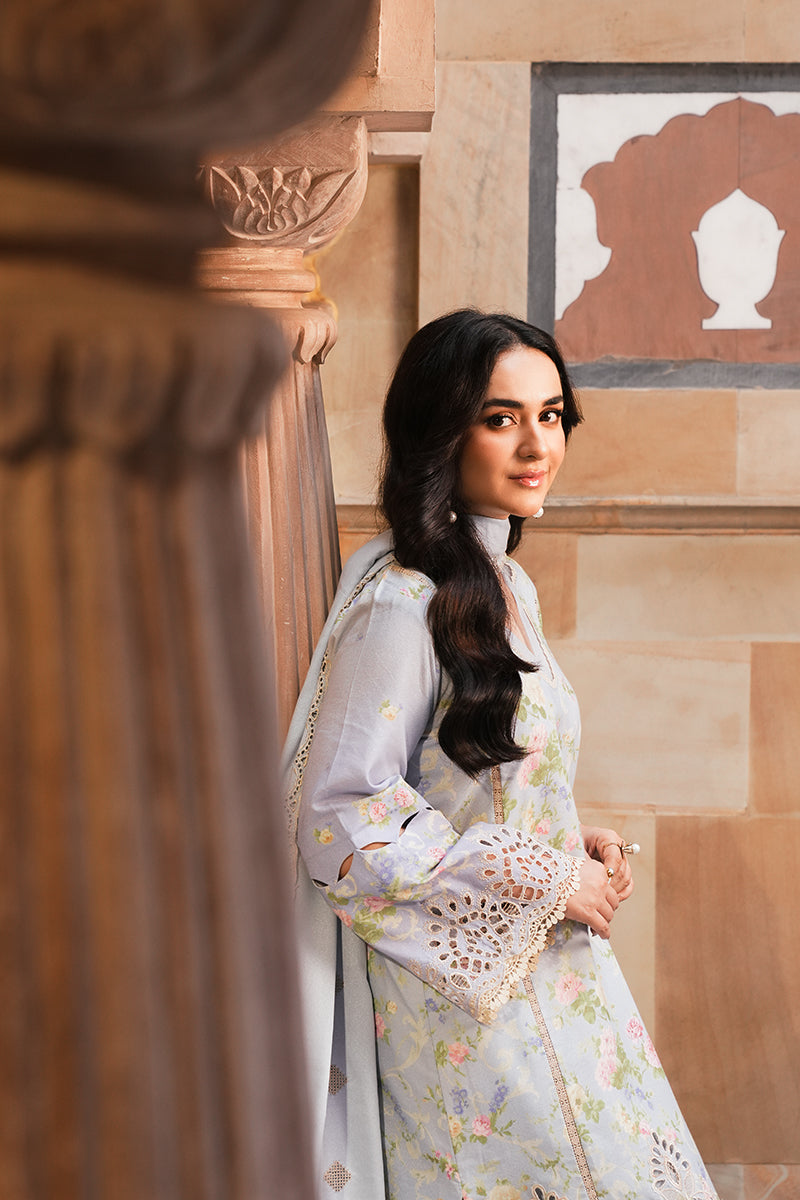 Manara | Vintage Karandi 24 | OPAL