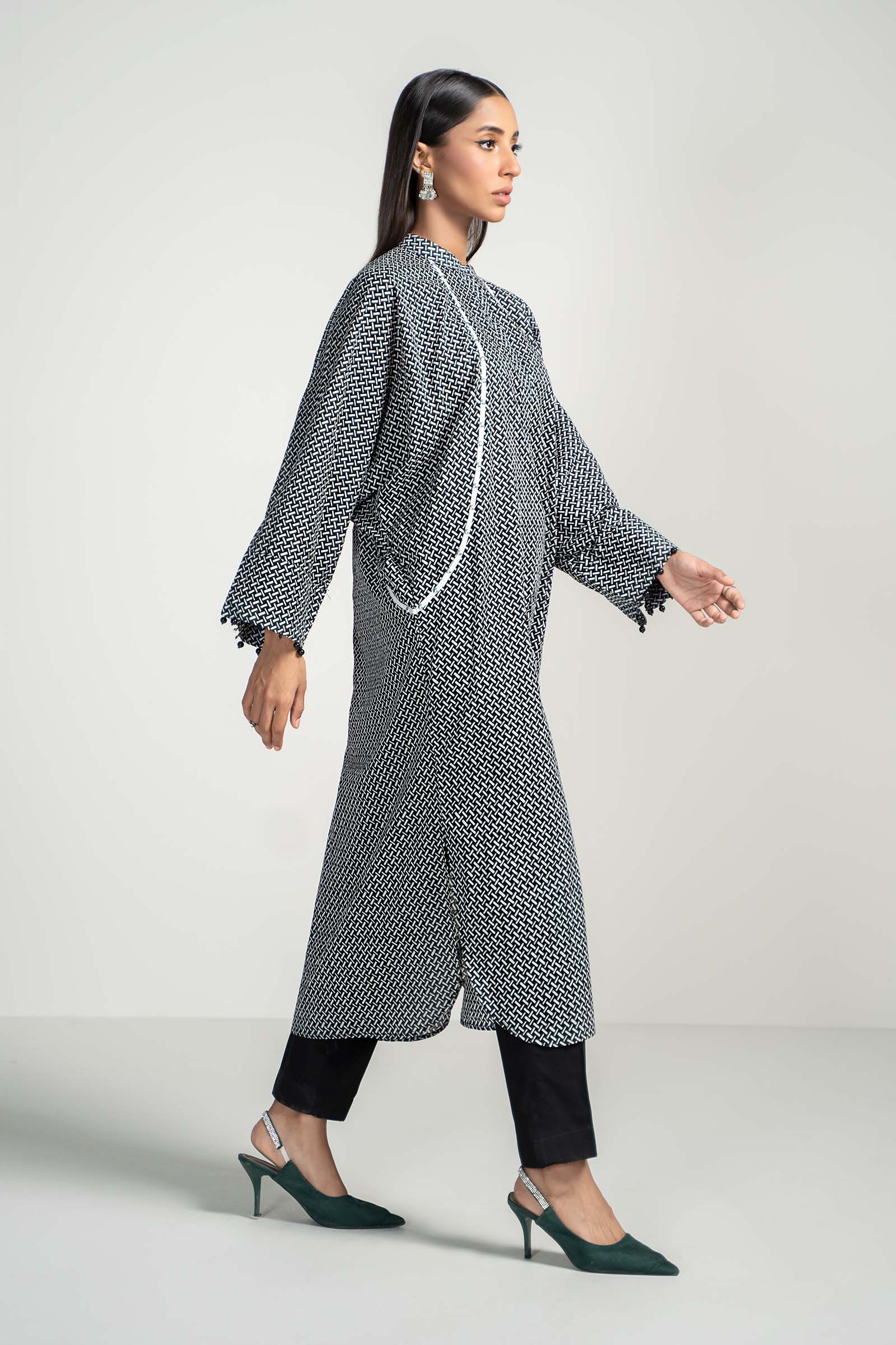 Maria B | Luxury Winter Pret 25 | PS-PF24-09-Black