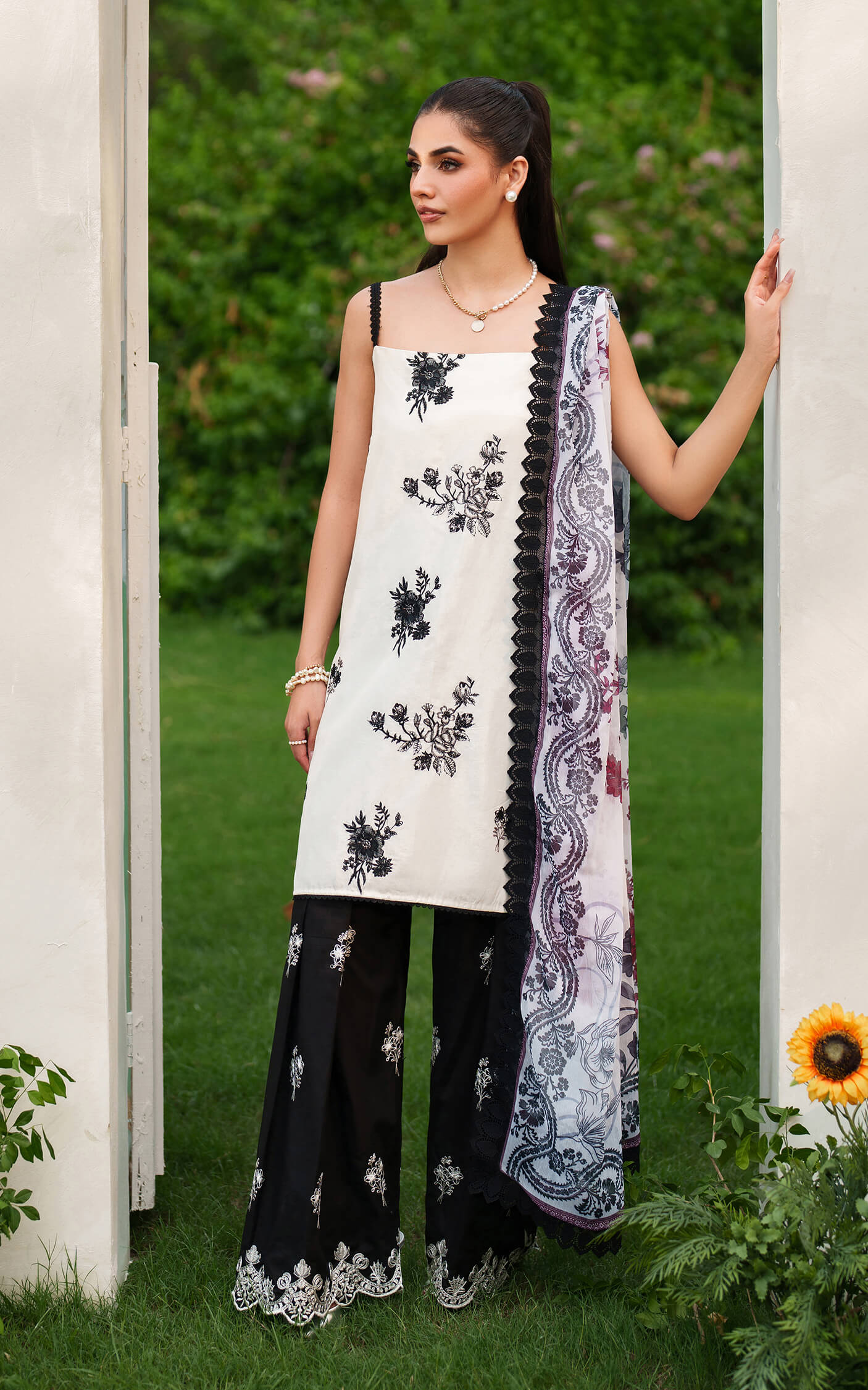 Asifa and Nabeel | Eden Cambric 25 | Pearl Whisper ECU25-04