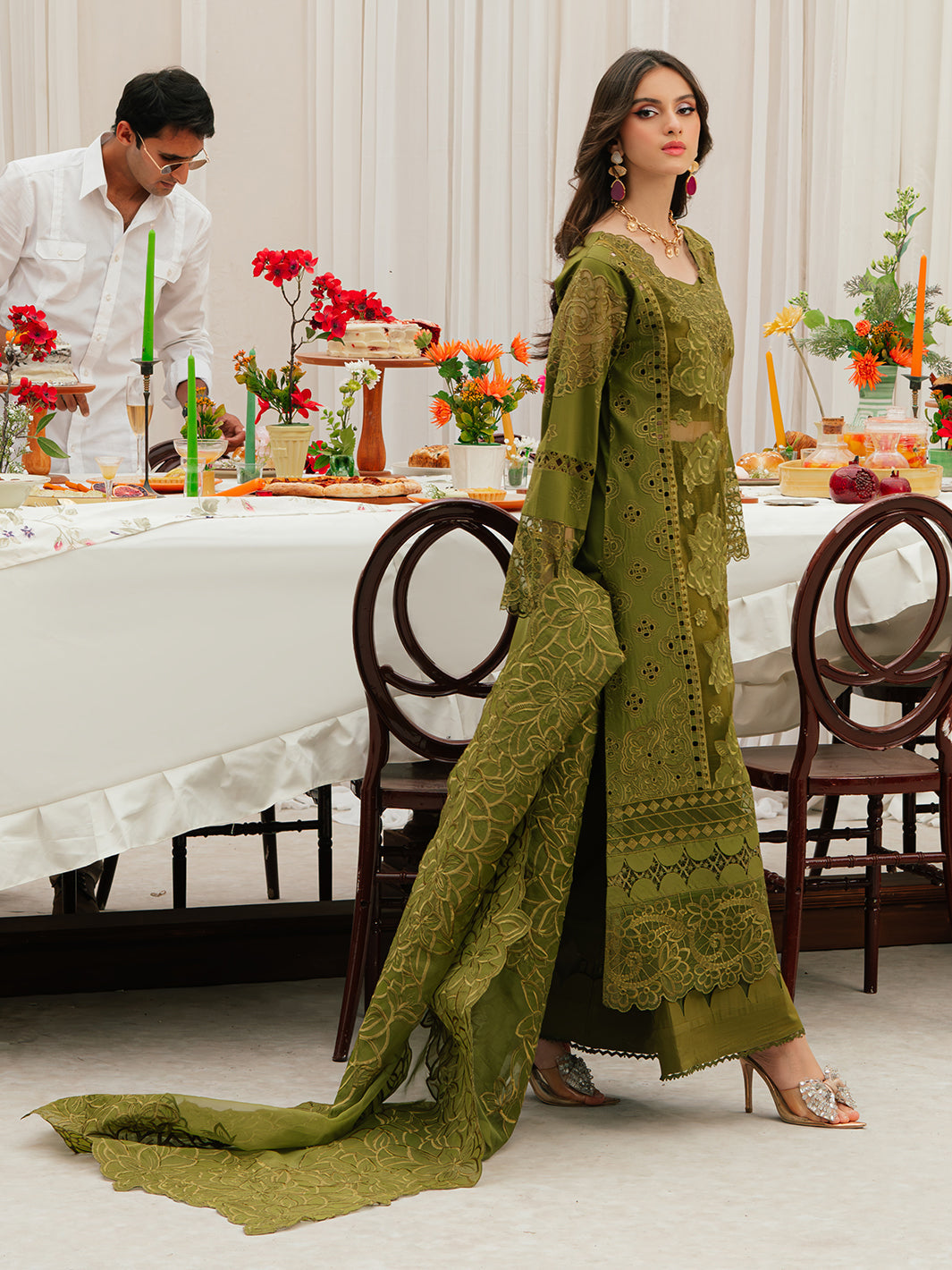 Mahnur | Allenura Luxury Lawn 24 | REVERIE