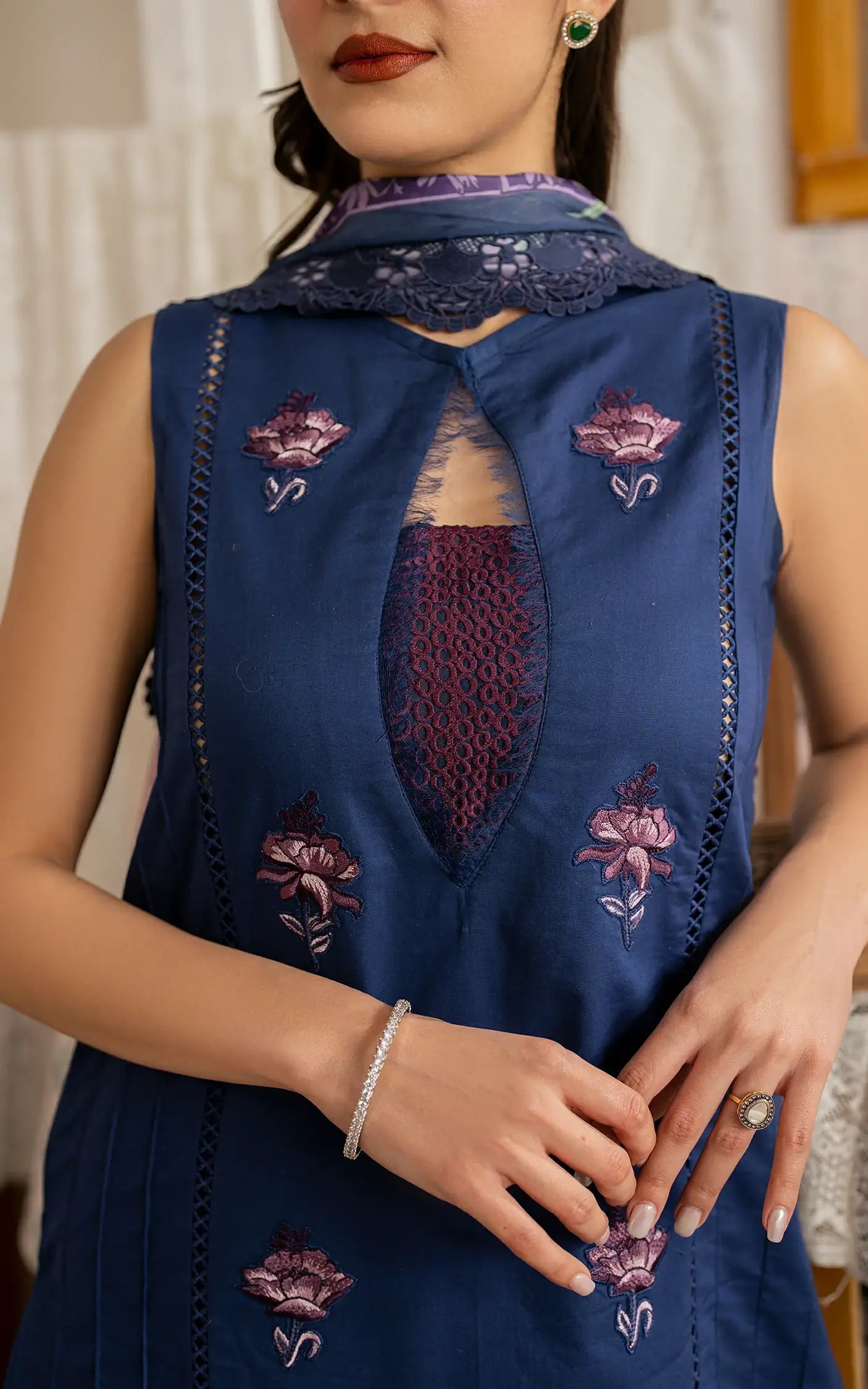 Asifa and Nabeel | Meraki Vintage 25 | Resham (MVL25-18)