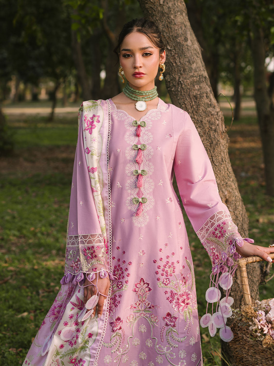 Mahnur | Dahlia Luxury Lawn 25 | Rosa